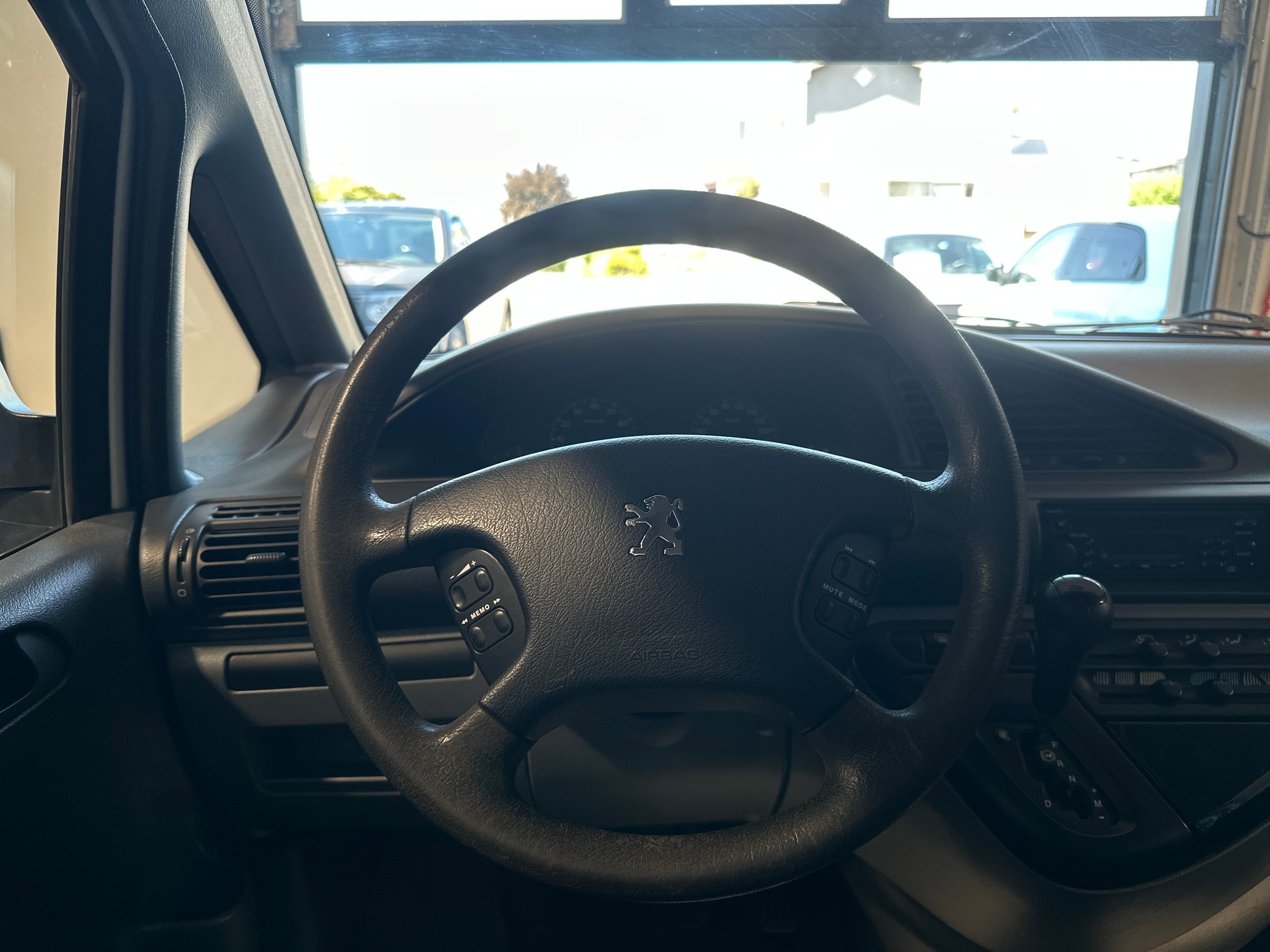 PEUGEOT Expert 2.0 16V-image-18