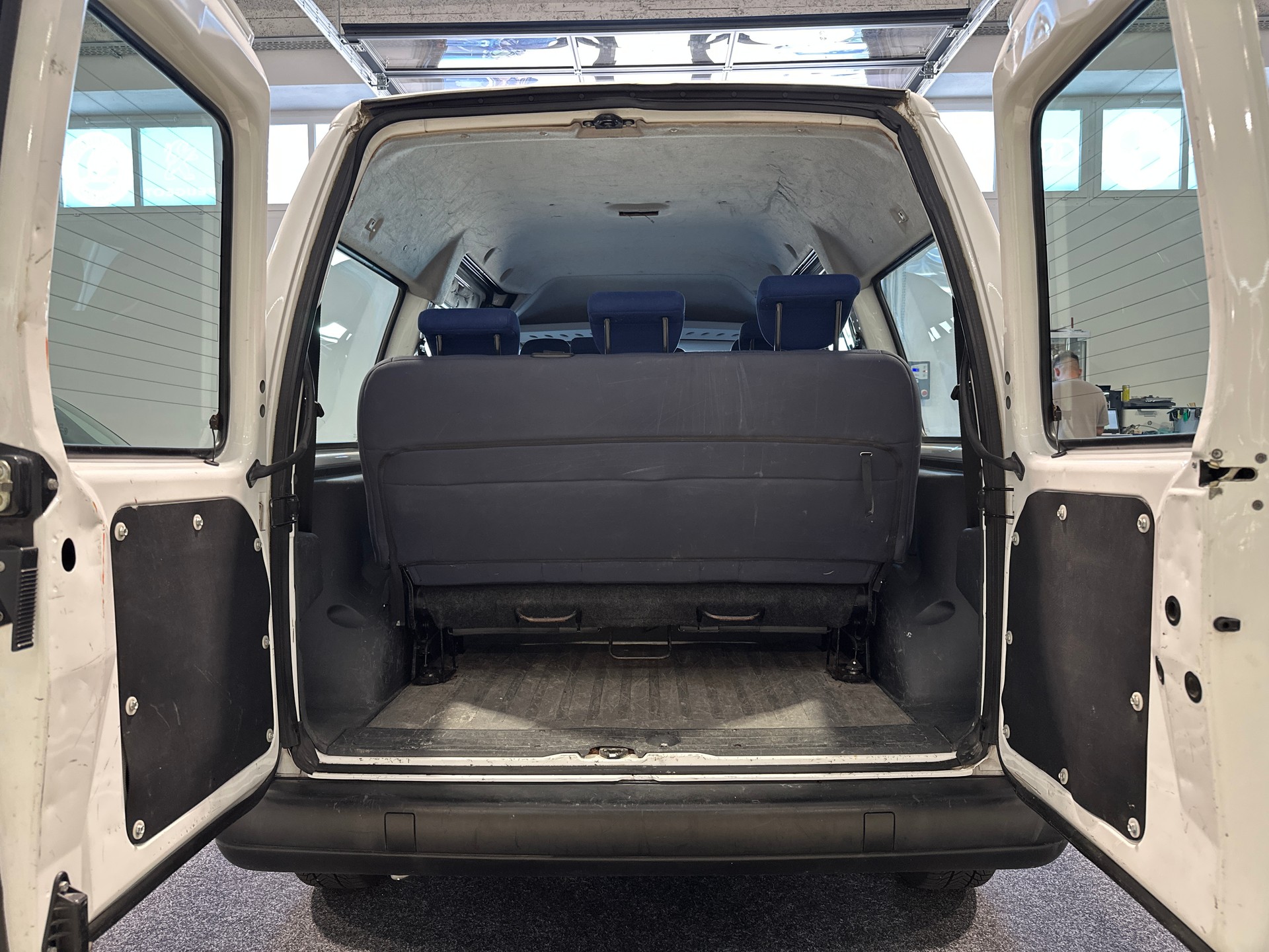 PEUGEOT Expert 2.0 16V-image-6