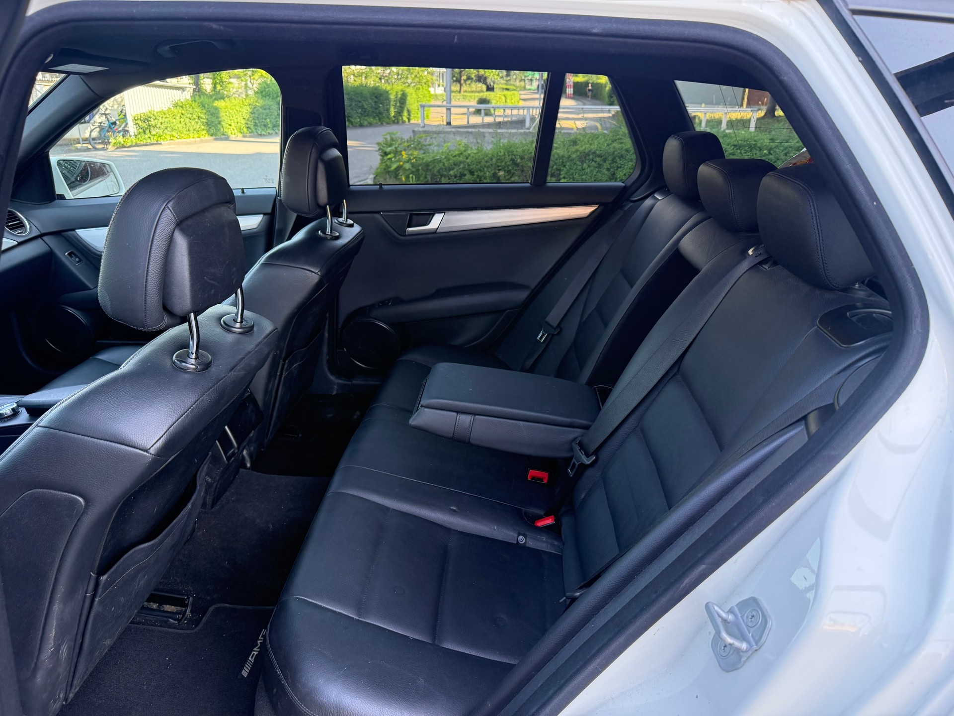 MERCEDES-BENZ C 250 CDI Avantgarde 4Matic 7G-Tronic-image-8
