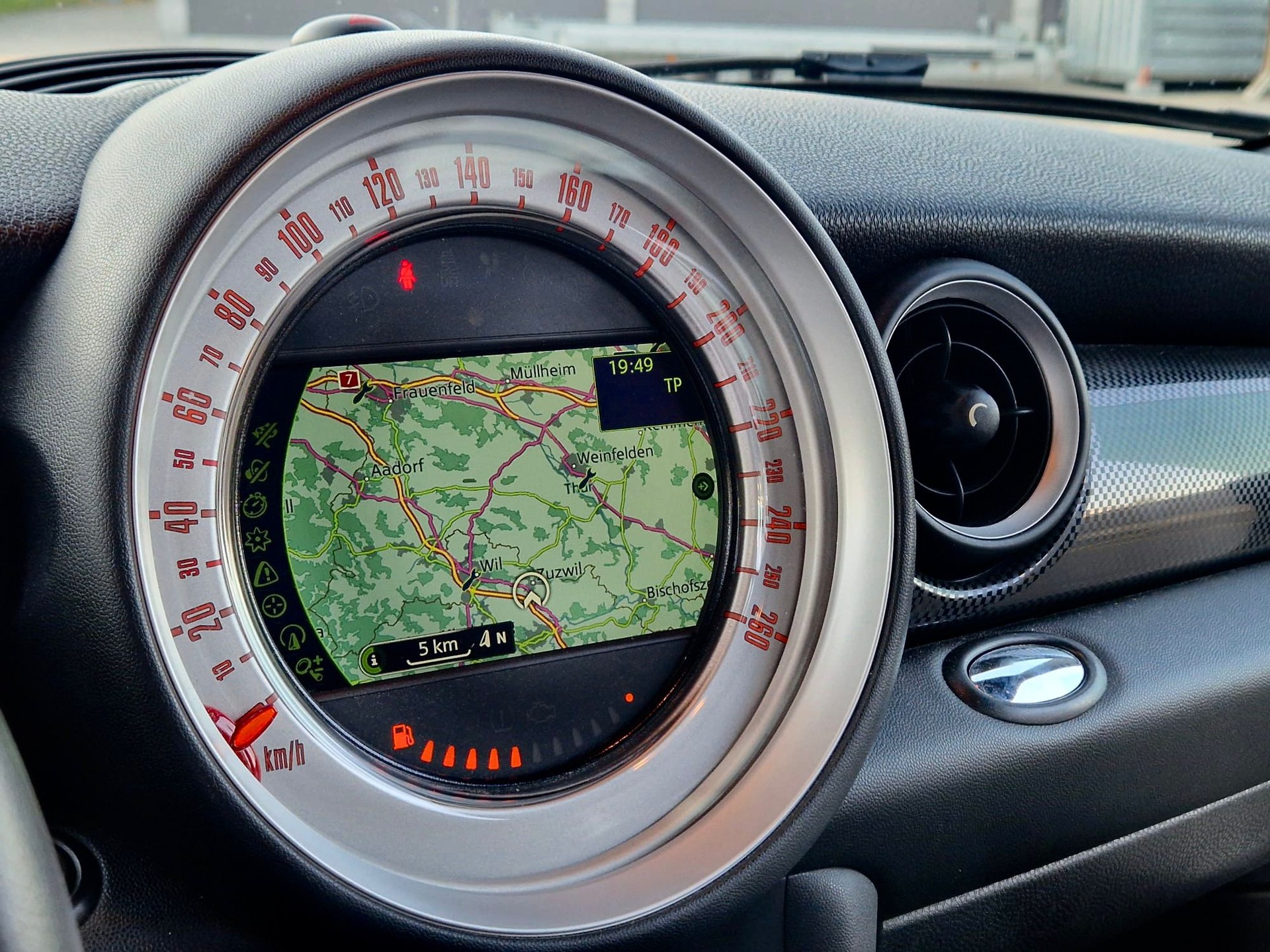 MINI Clubman Cooper S-image-14