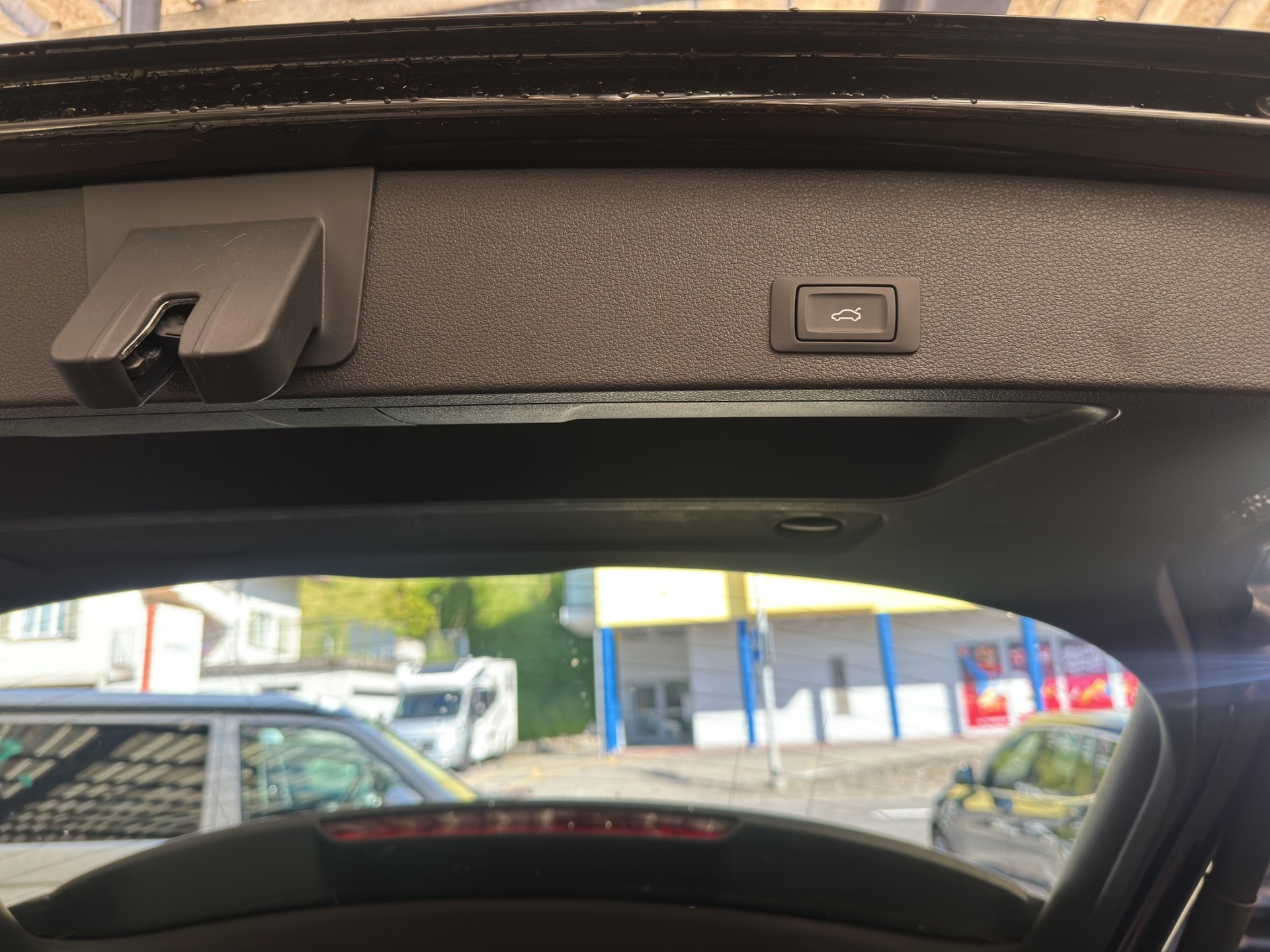 AUDI Q2 40 TFSI Attraction quattro S-tronic-image-9