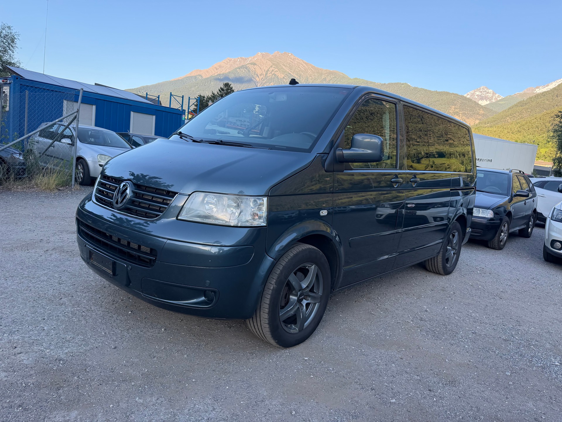 VW T5 Multivan 2.5 tdi 4M-image-0