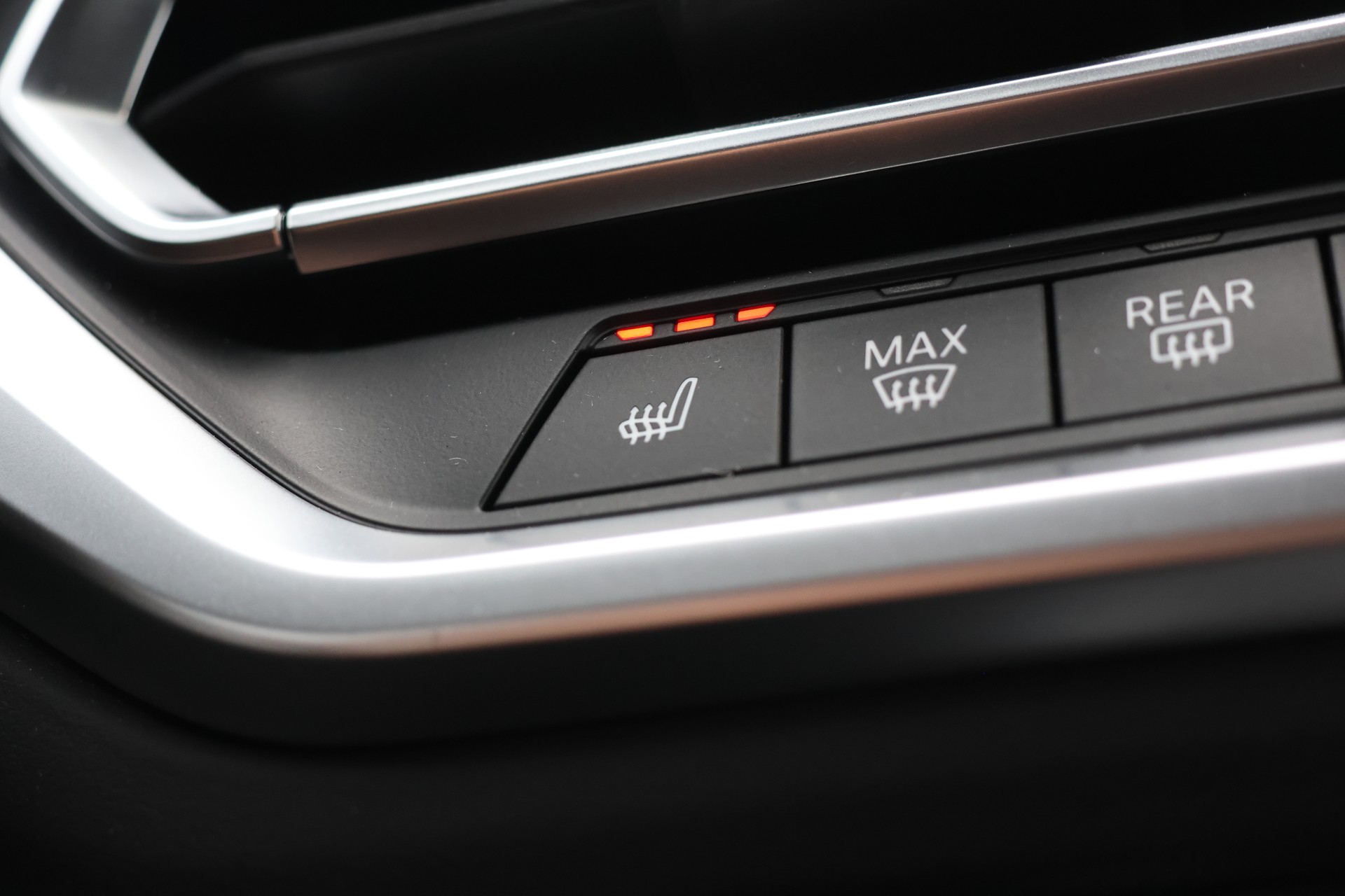 BMW M340d xDrive 48V Touring Steptronic Sport (CH)-image-28