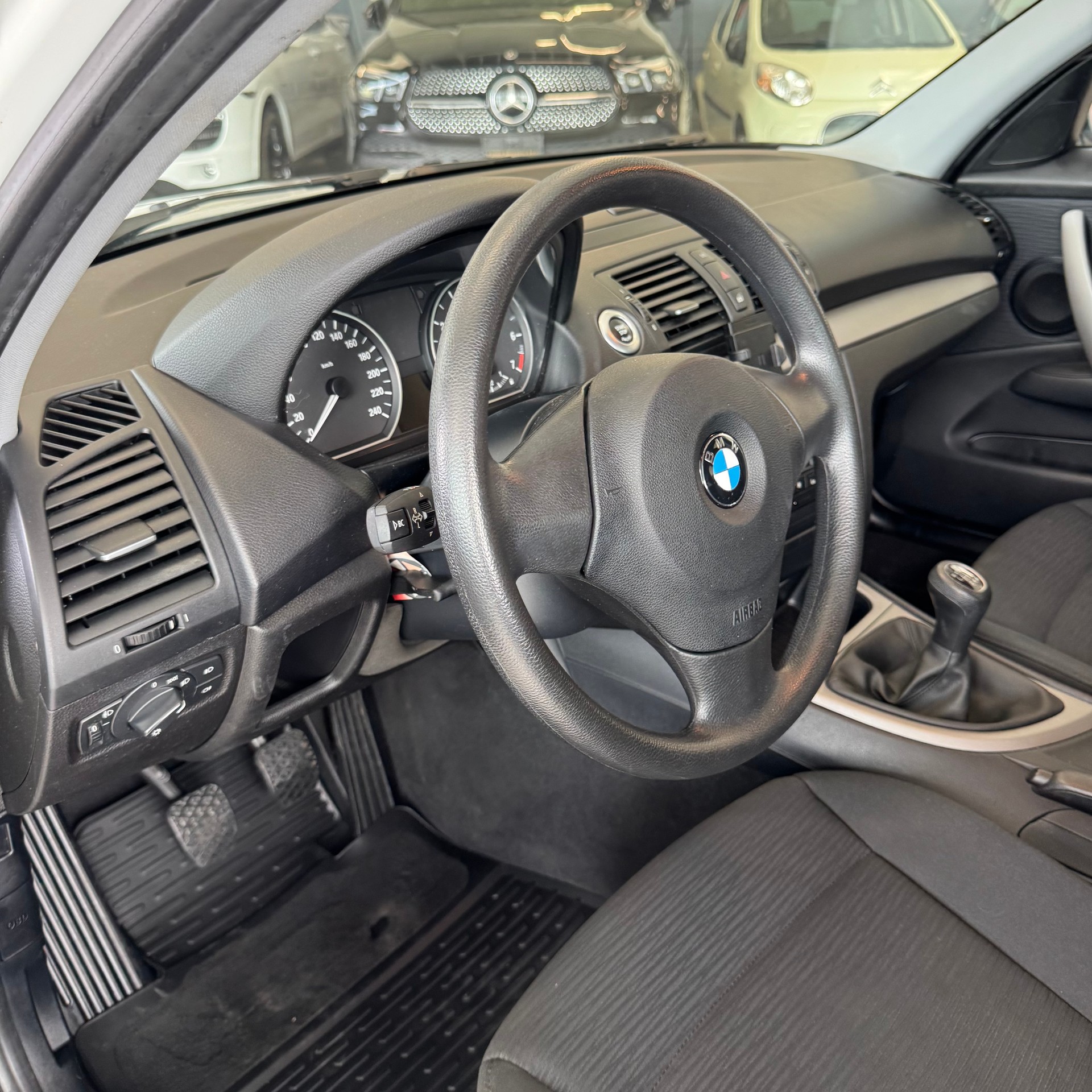 BMW 116i-image-17