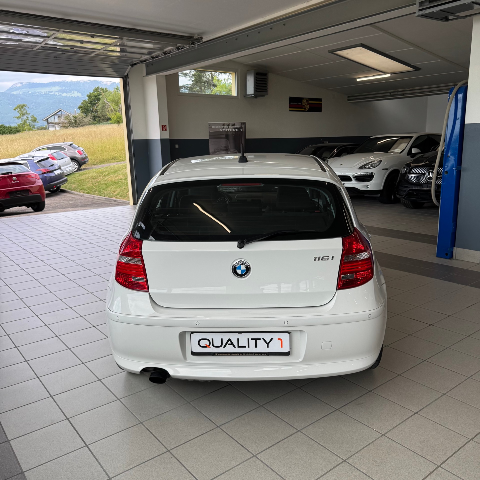 BMW 116i-image-5