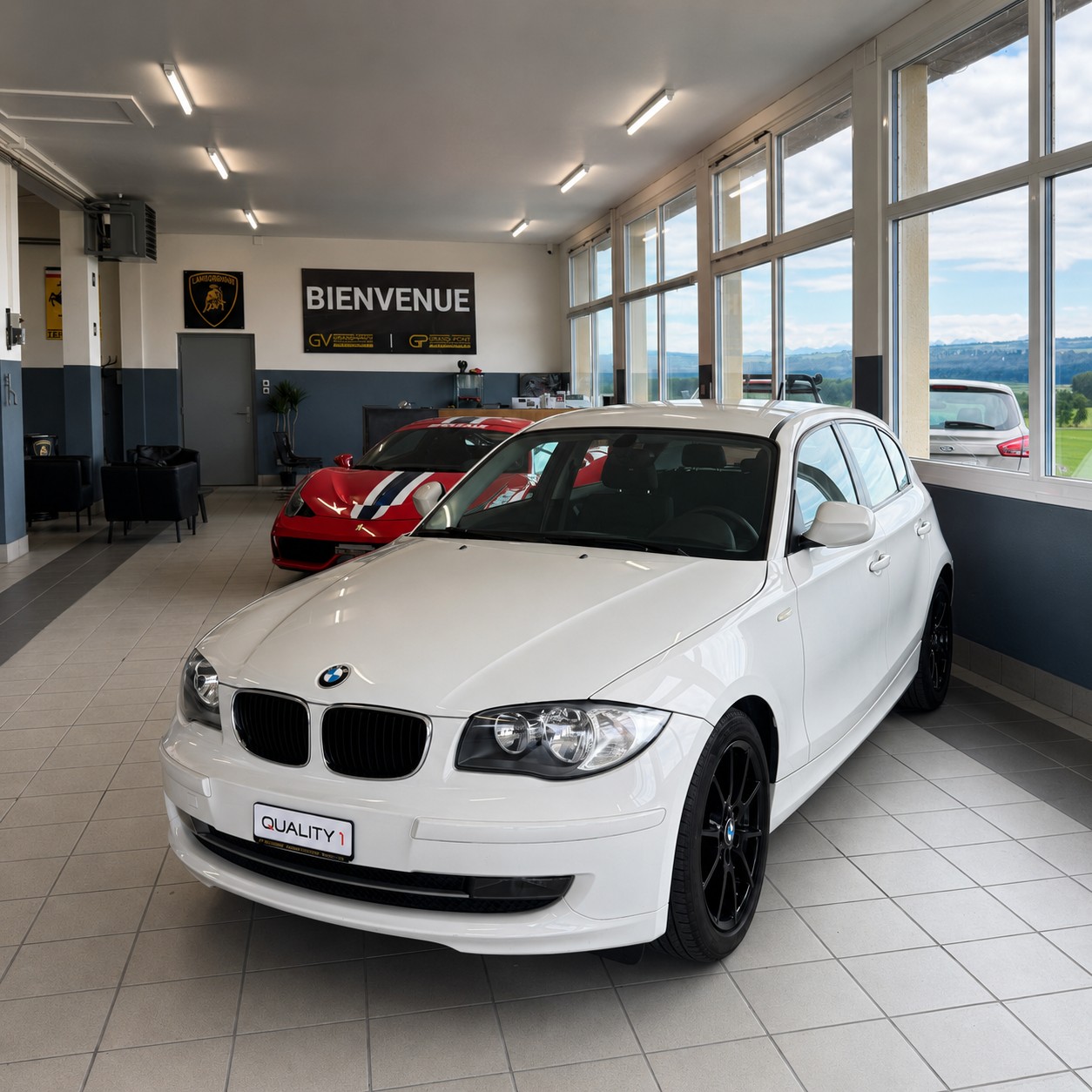 BMW 116i-image-0