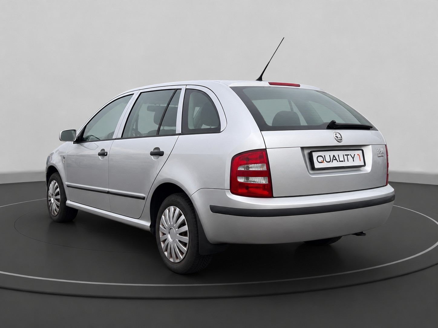 SKODA Fabia 1.4 16V Comfort-showroom-element-2