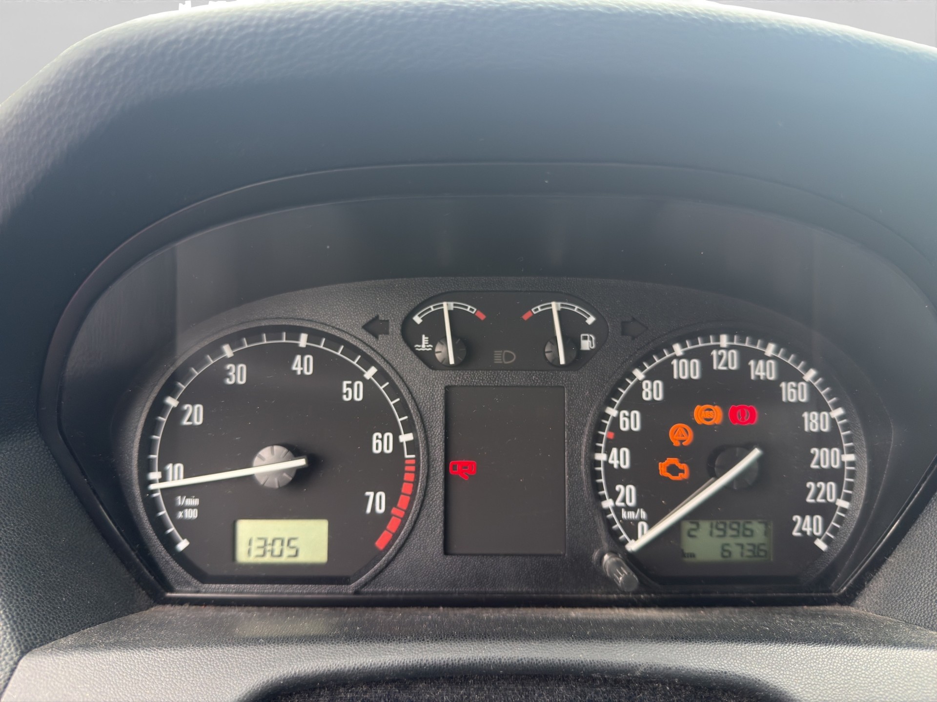 SKODA Fabia 1.4 16V Comfort-image-10