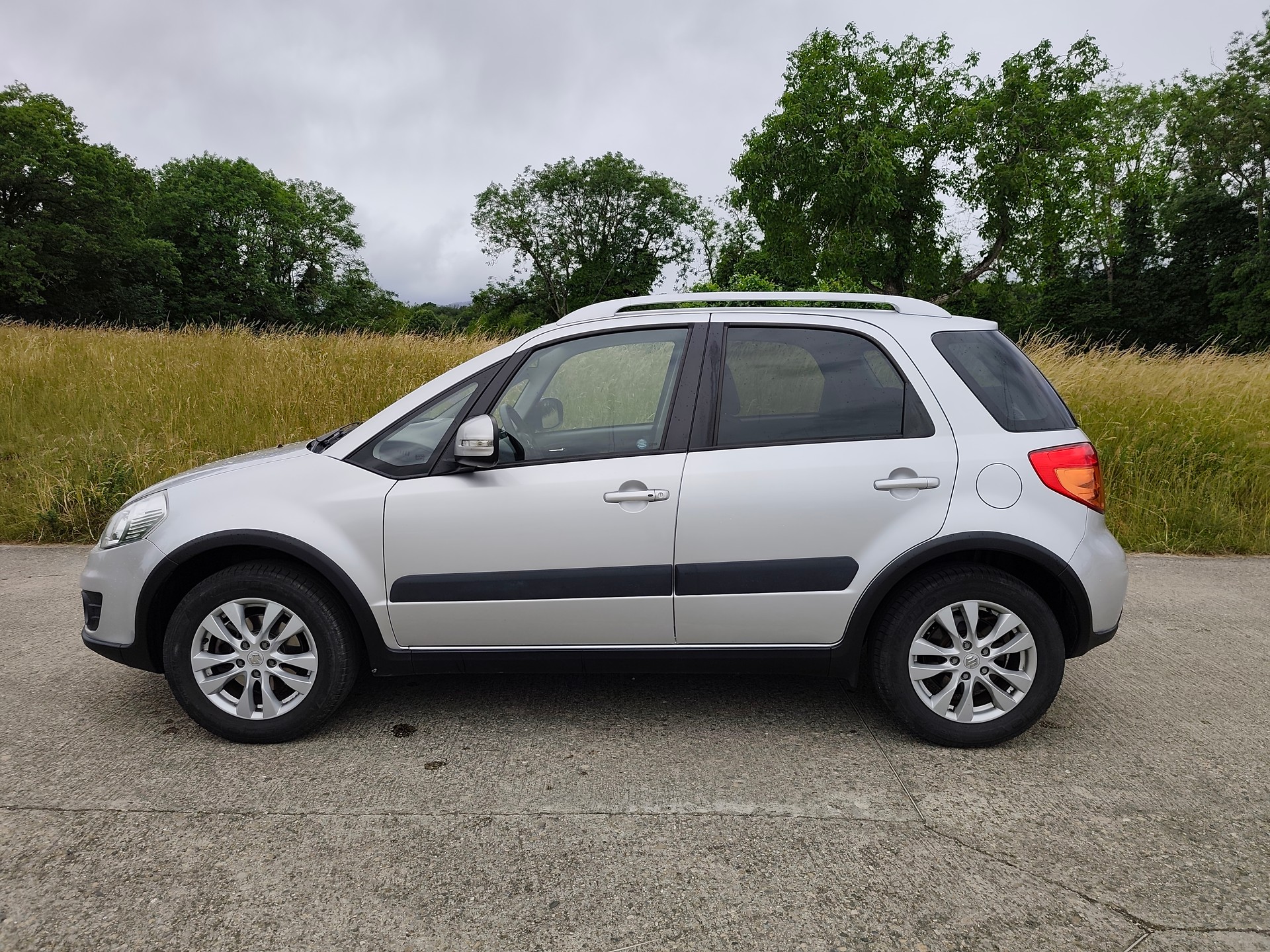 SUZUKI SX4 1.6 16V PizSulai 4WD-image-6