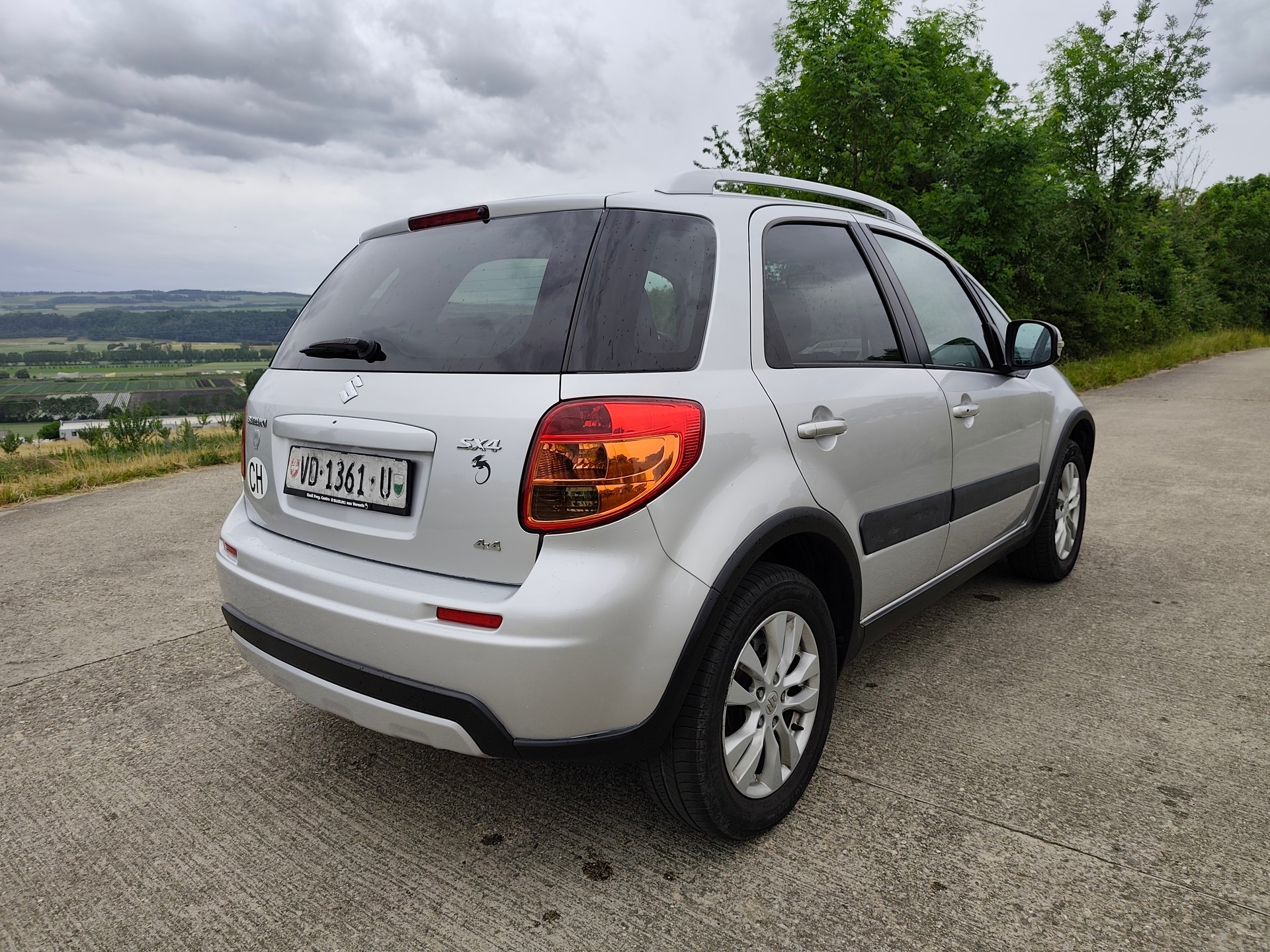 SUZUKI SX4 1.6 16V PizSulai 4WD-image-3
