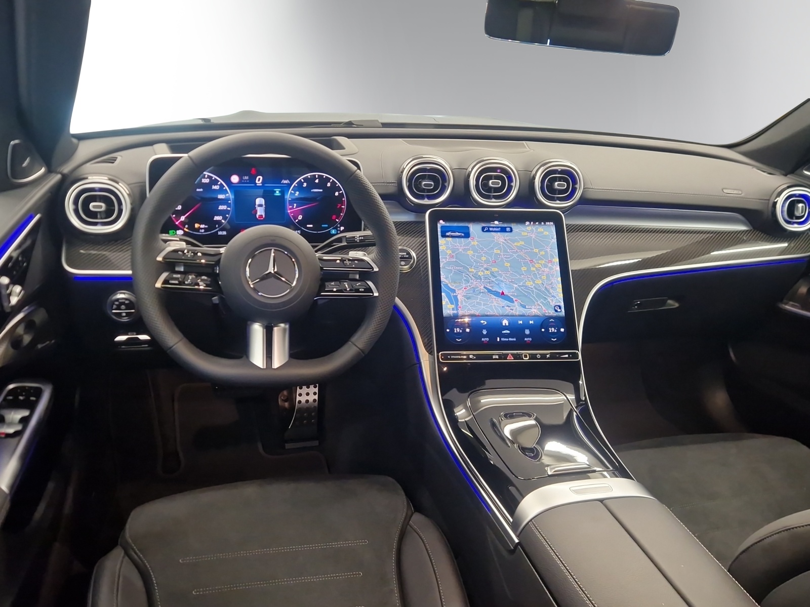 MERCEDES-BENZ C 300-image-9