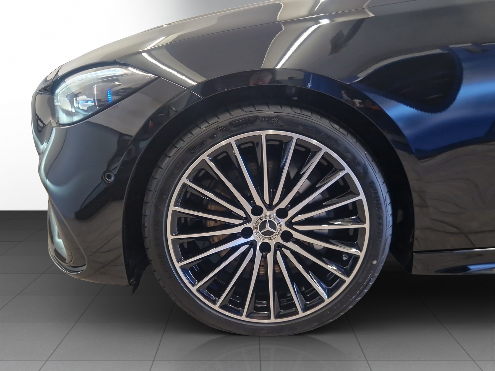 MERCEDES-BENZ C 300-image-5