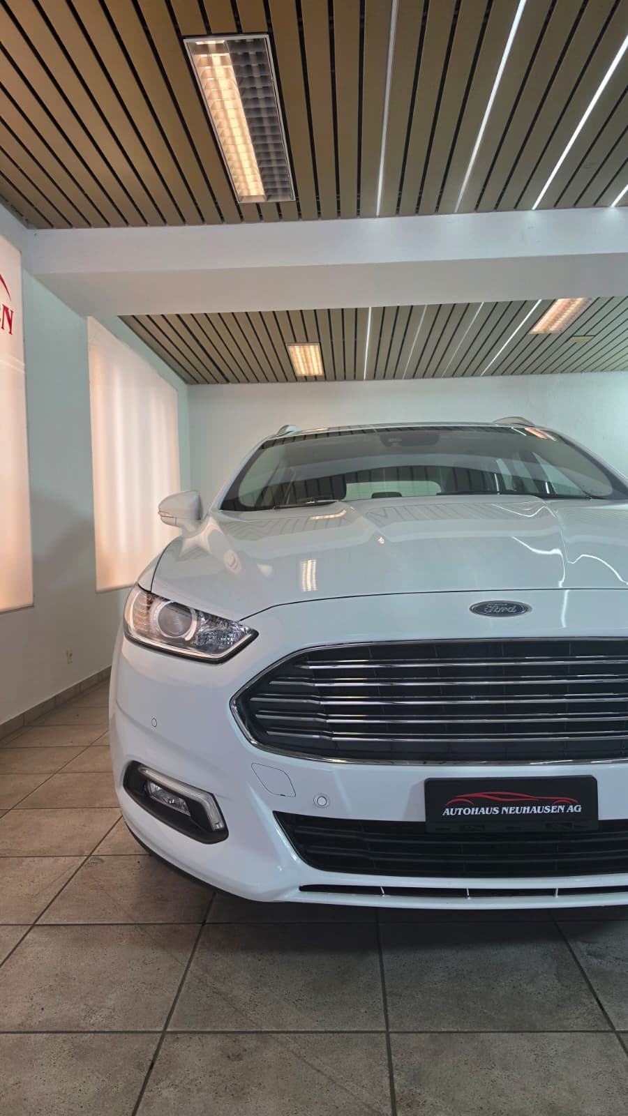 FORD Mondeo 2.0 TDCi Trend AWD PowerShift, Schweizer Fahrzeug, Frisch ab MFK und Frisch ab Service, 8-FACH BEREIFT-image-3