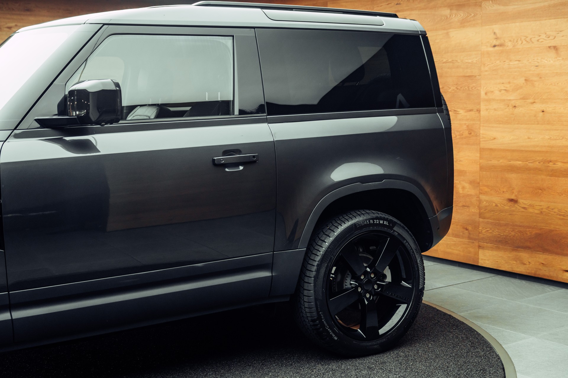 LAND ROVER Defender 90 P300 Si4 SE AT8-image-23