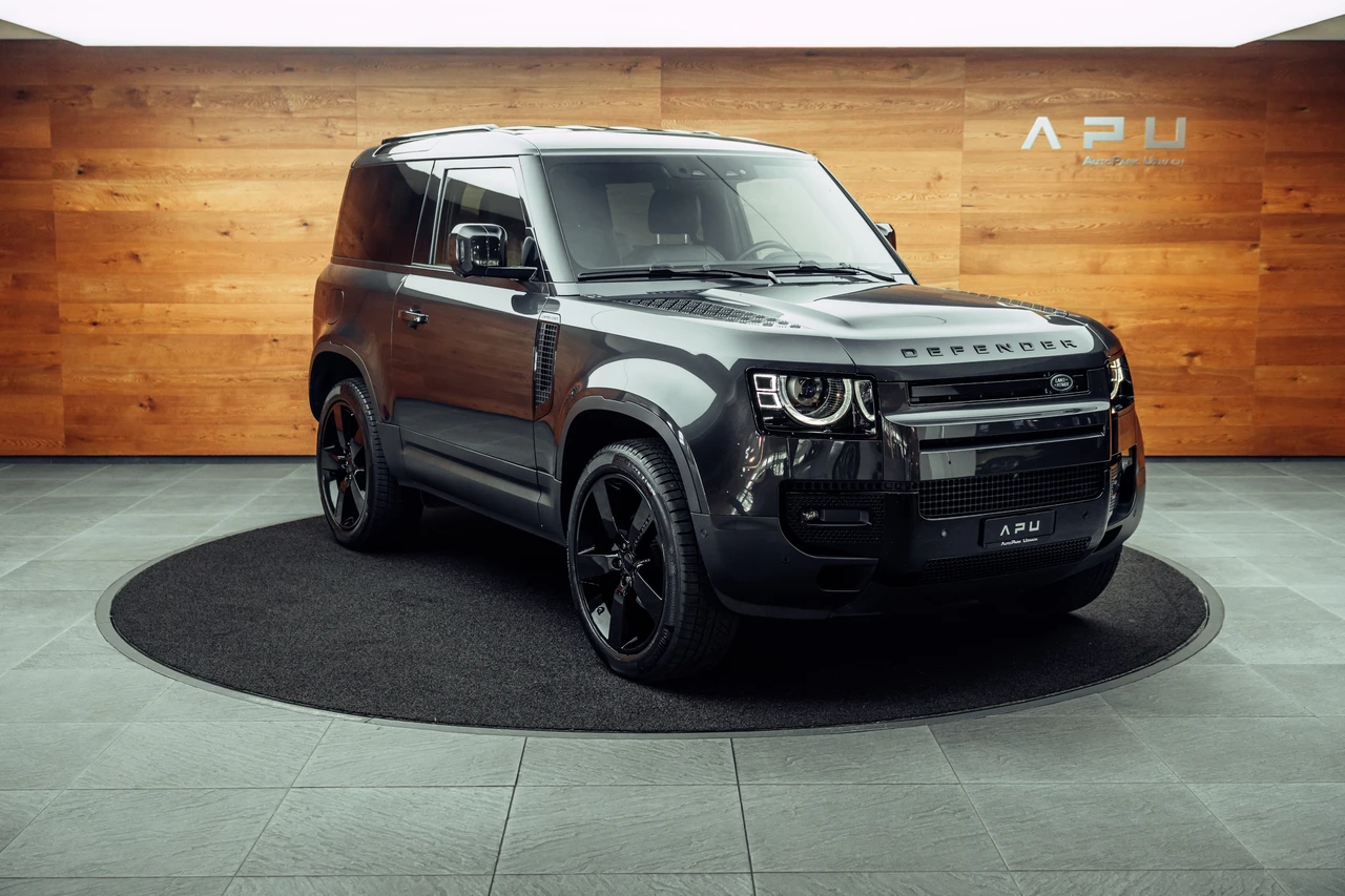 Defender 90 P300 Si4 SE AT8