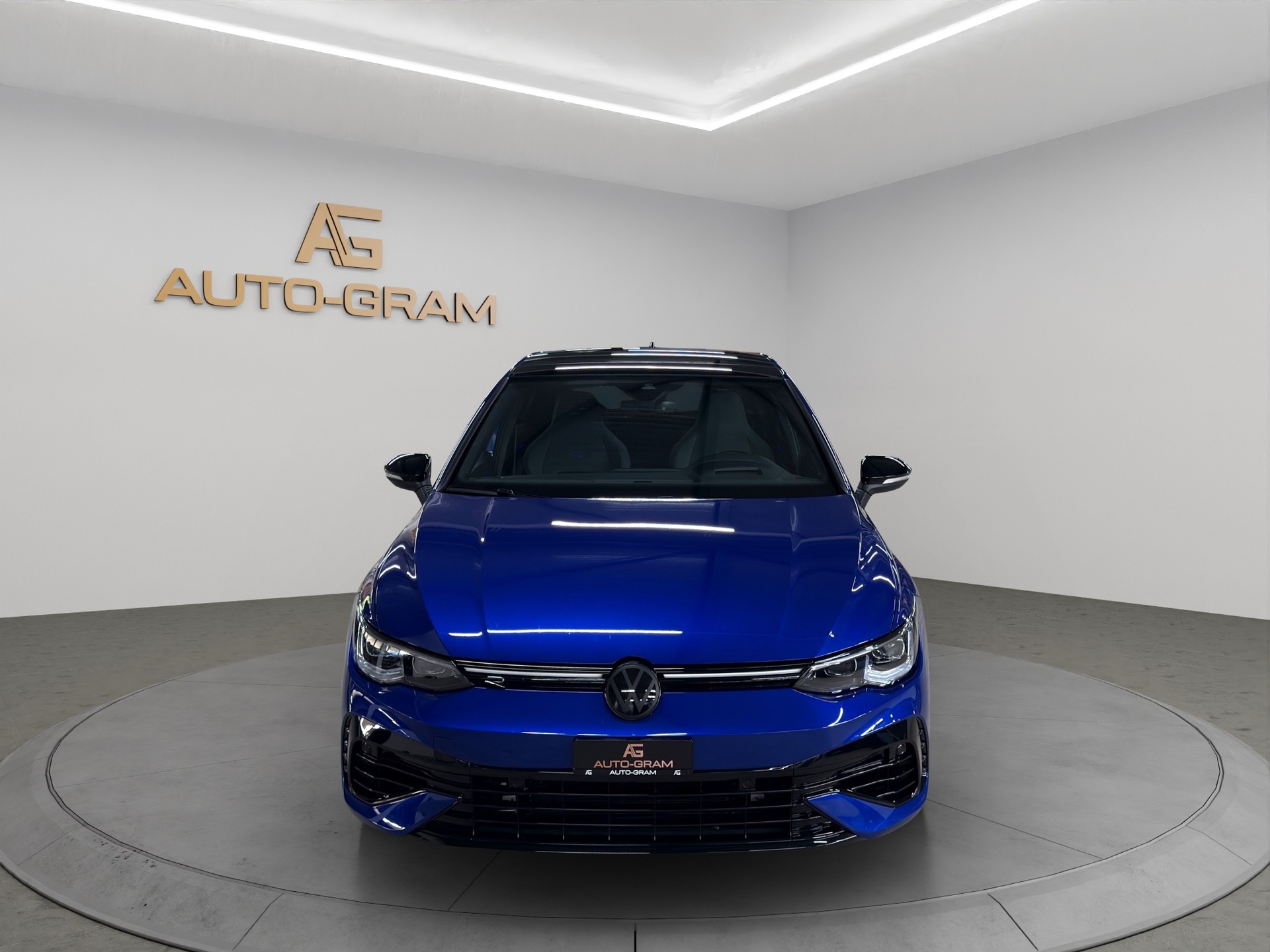 VW Golf 2.0 TSI R DSG 4Motion-image-7