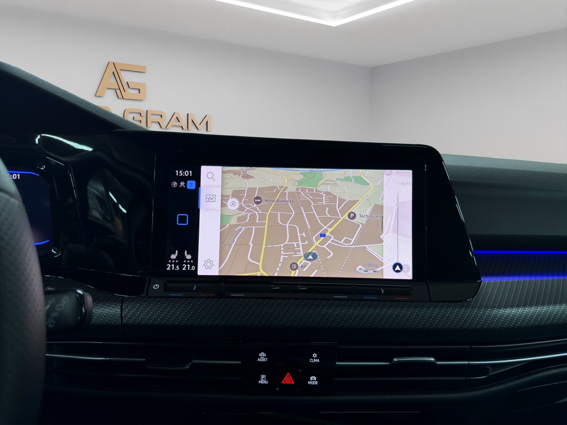 VW Golf 2.0 TSI R DSG 4Motion-image-19