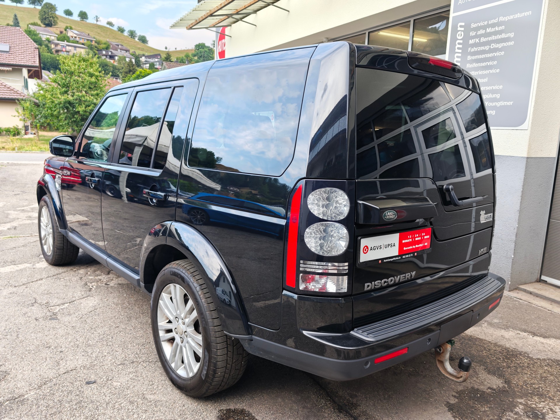 LAND ROVER Discovery 3.0 SDV6 HSE Automatic-image-10
