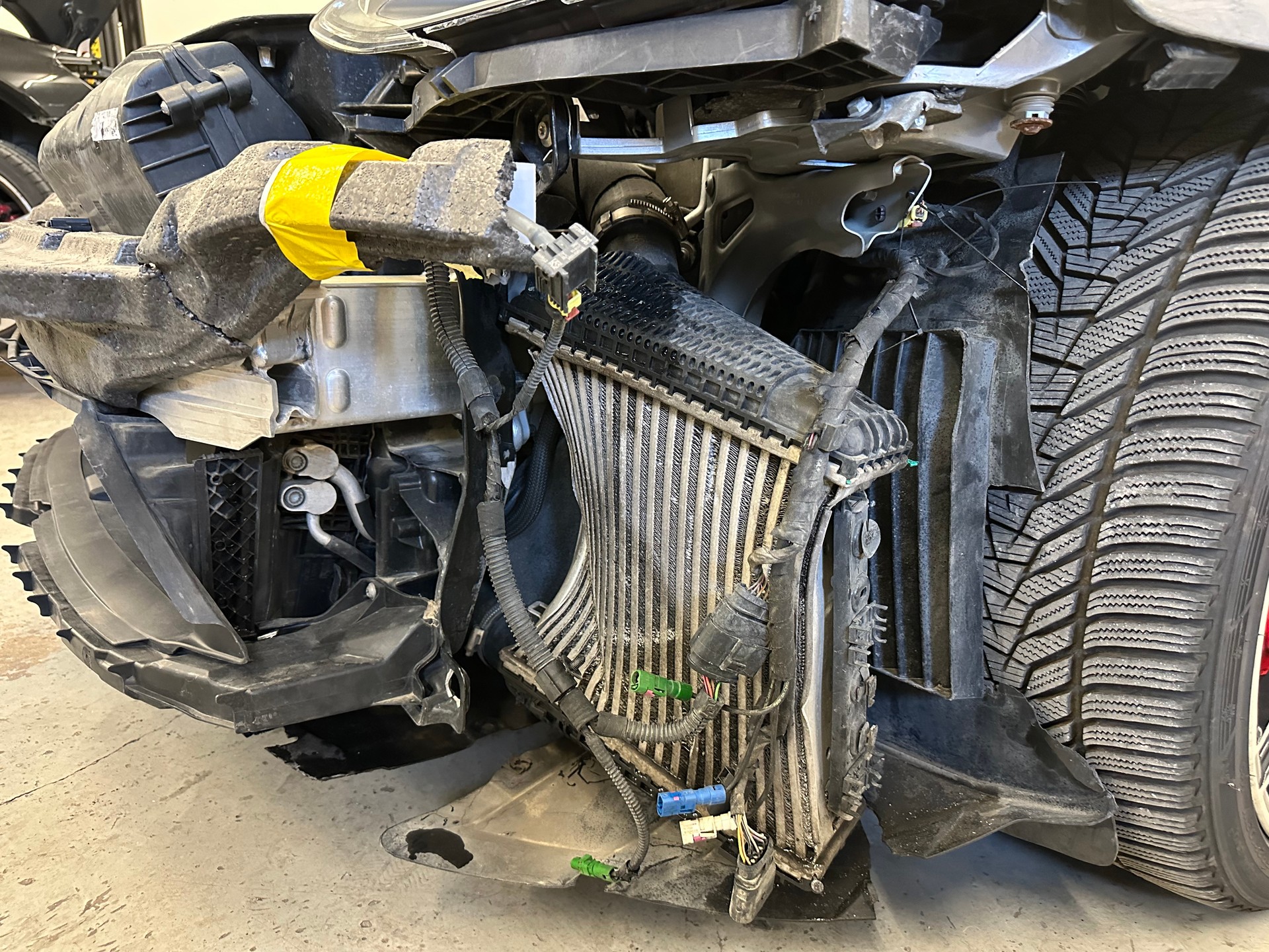 PORSCHE Turbo-image-15