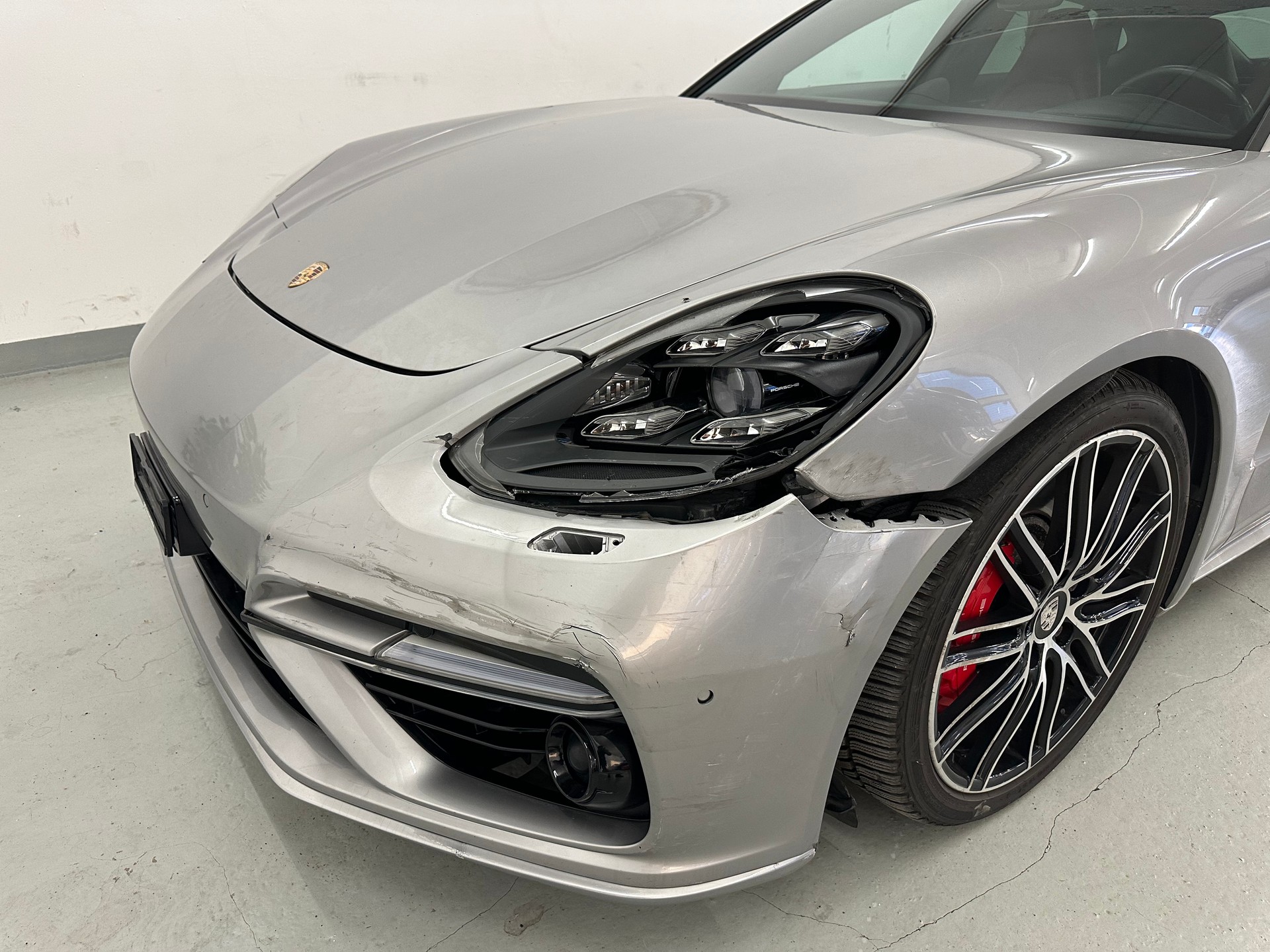 PORSCHE Turbo-image-9