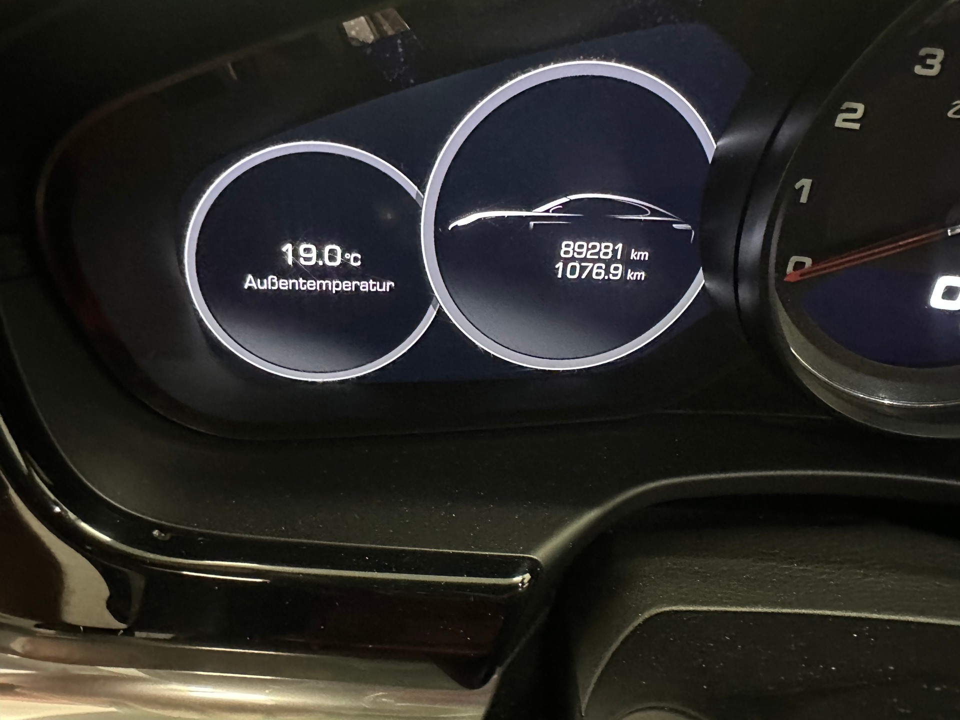 PORSCHE Turbo-image-14