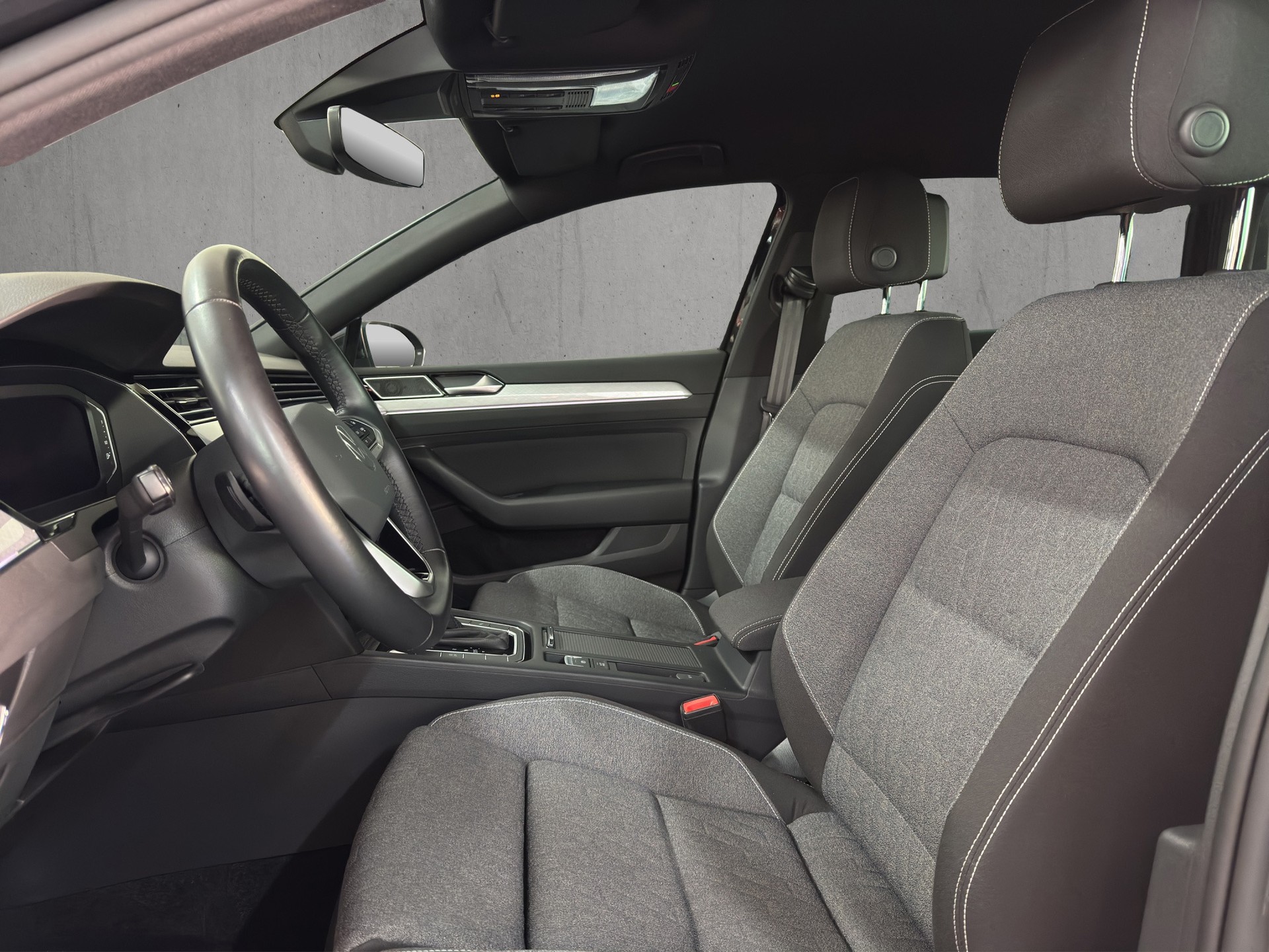 VW Passat Variant 2.0 TDI Business DSG "Digital Cockpit-RF.-Kamera-Matrix LED"-image-7