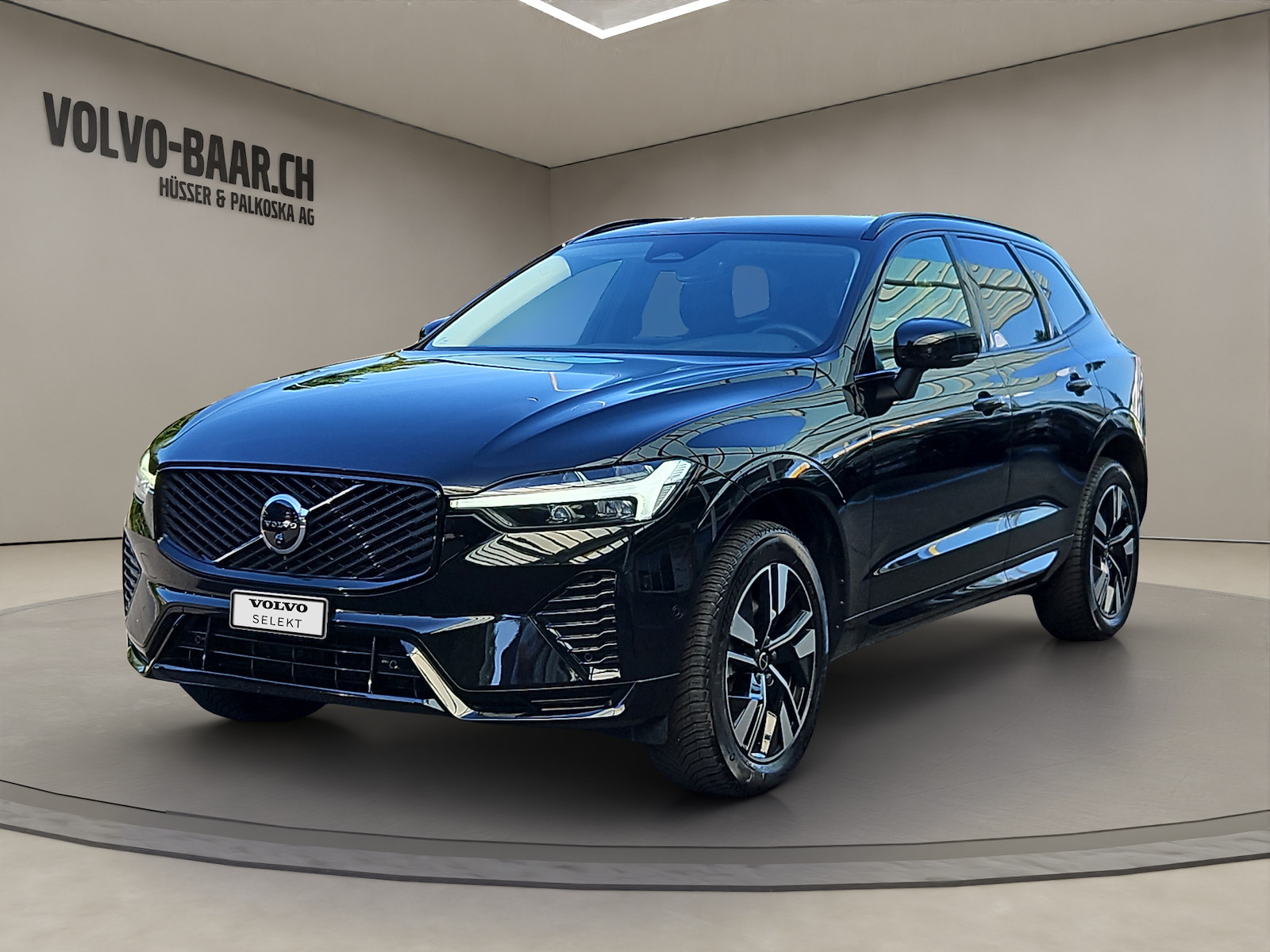 VOLVO XC60 2.0 B5 MH Plus Dark AWD-image-0