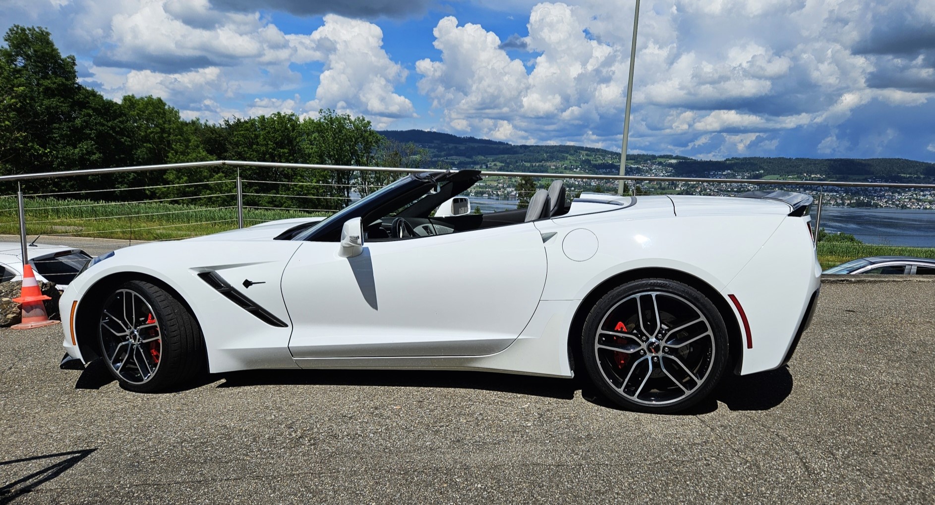 CHEVROLET Corvette Convertible Stingray 3LT-image-1
