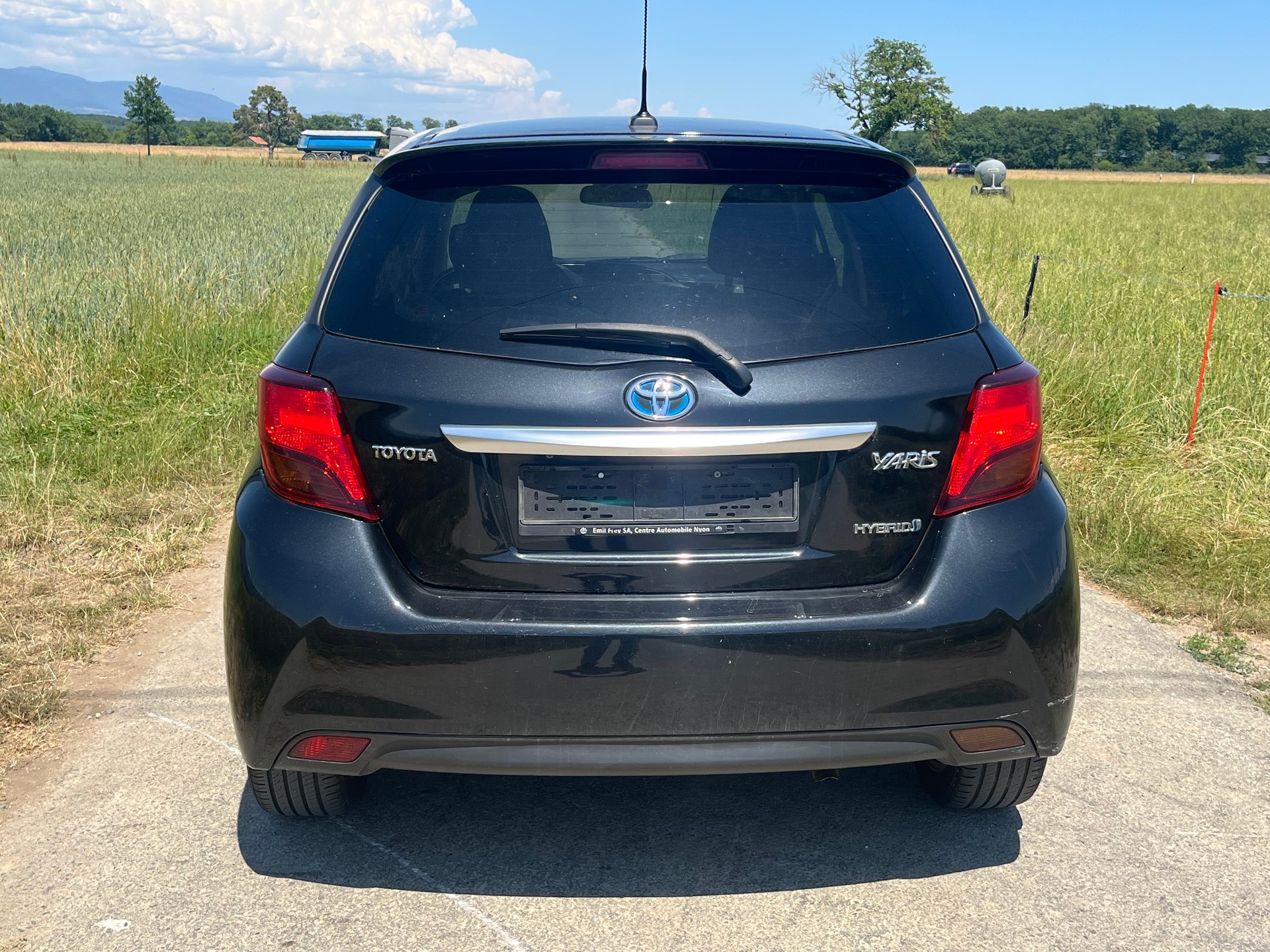 TOYOTA Yaris 1.5 VVT-i Hybrid Style e-CVT-image-6