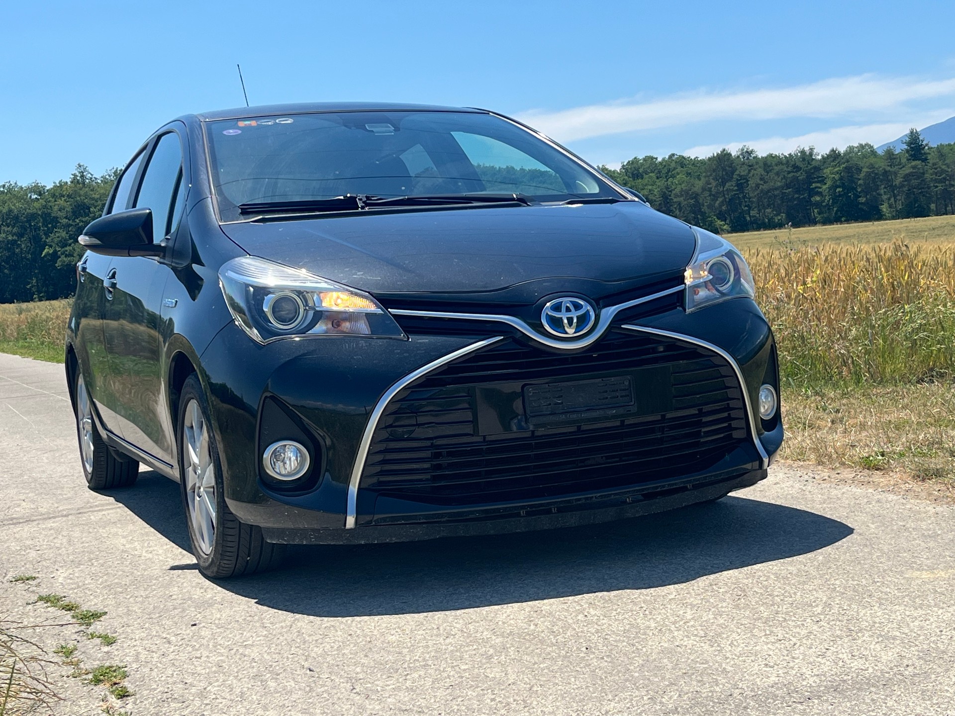 TOYOTA Yaris 1.5 VVT-i Hybrid Style e-CVT-image-2