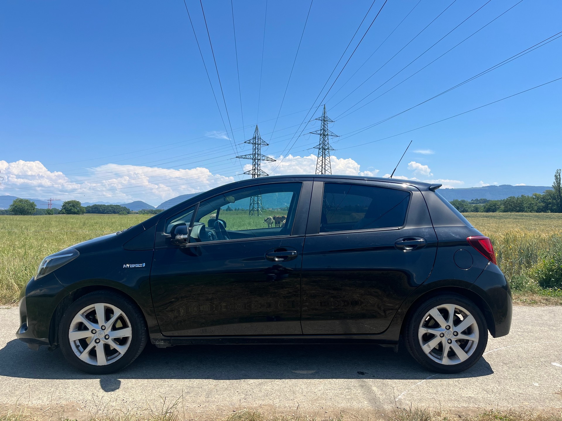 TOYOTA Yaris 1.5 VVT-i Hybrid Style e-CVT-image-5