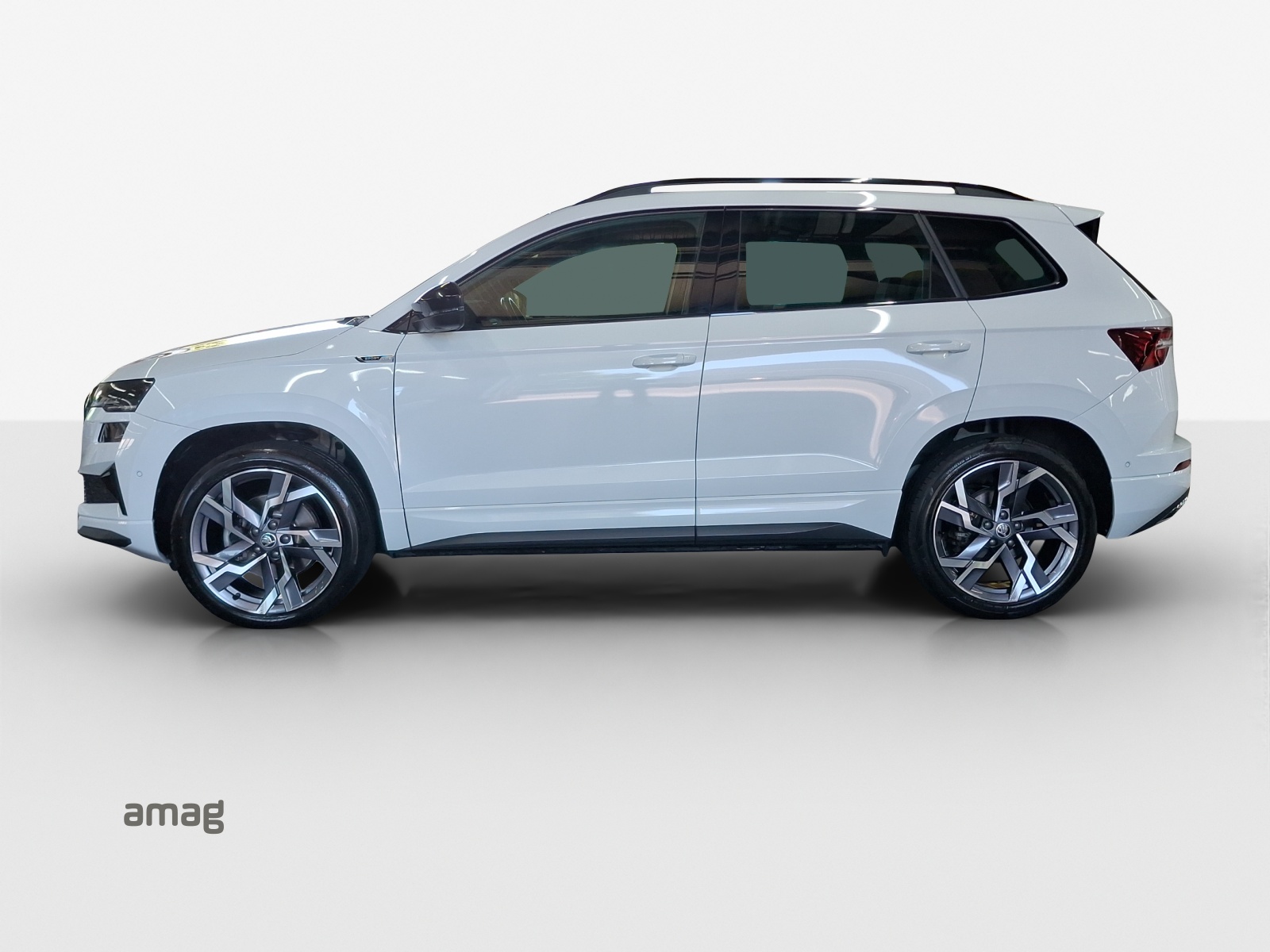 SKODA Karoq 2.0 TSI SportLine 4x4 DSG-image-1