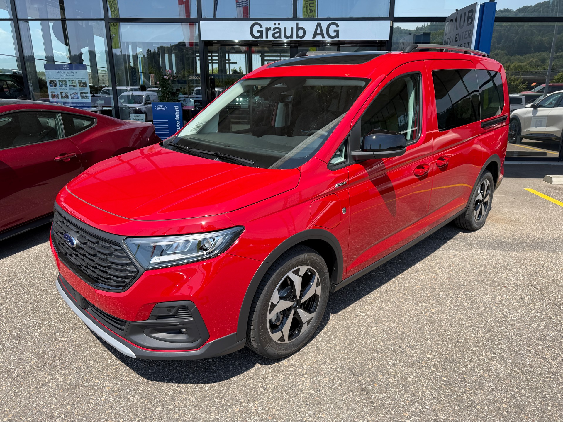FORD Grand Tourneo Connect 1.5 PHEV Active Automat-image-2