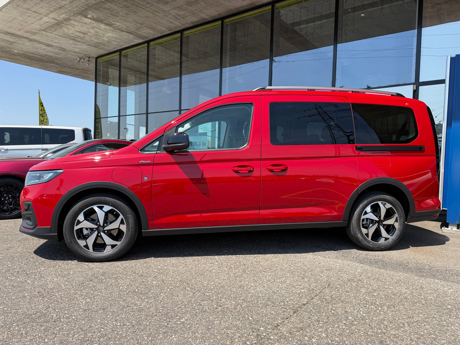 FORD Grand Tourneo Connect 1.5 PHEV Active Automat-image-3