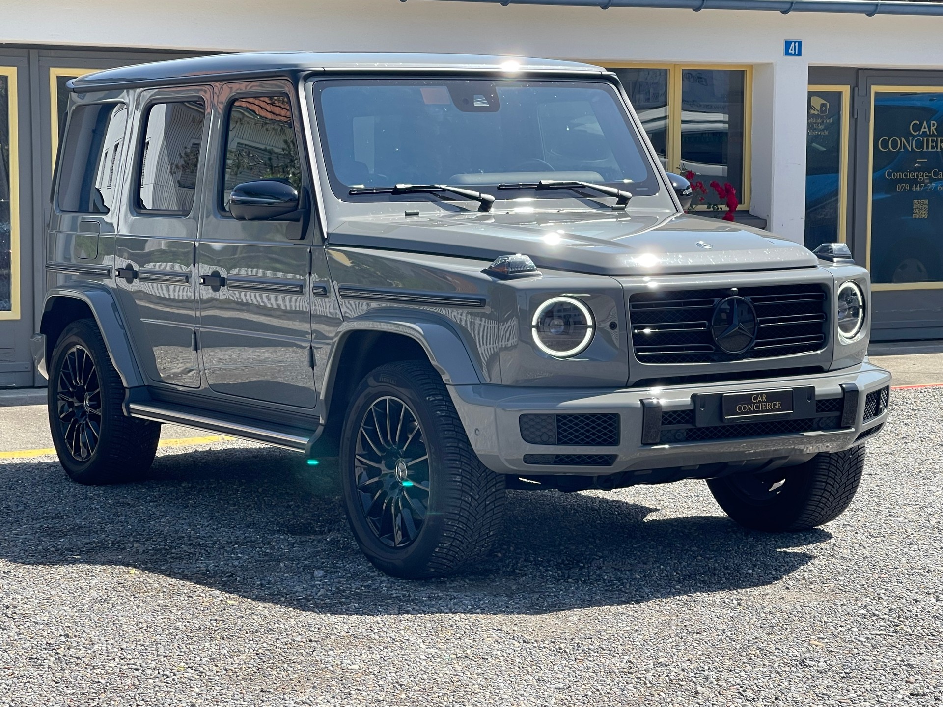 MERCEDES-BENZ G 400 d AMG Line 9G-Tronic-image-1