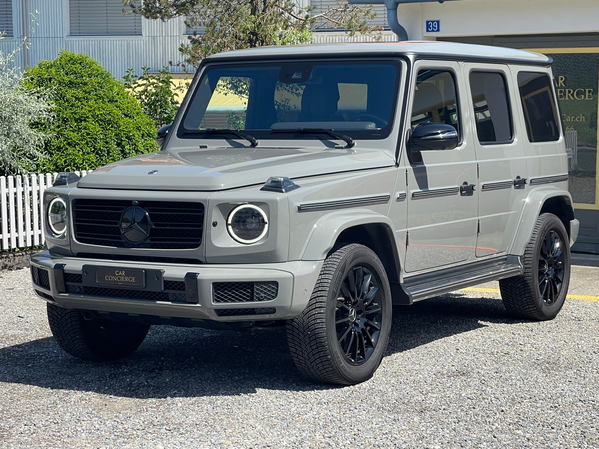 MERCEDES-BENZ G 400 d AMG Line 9G-Tronic-image-0