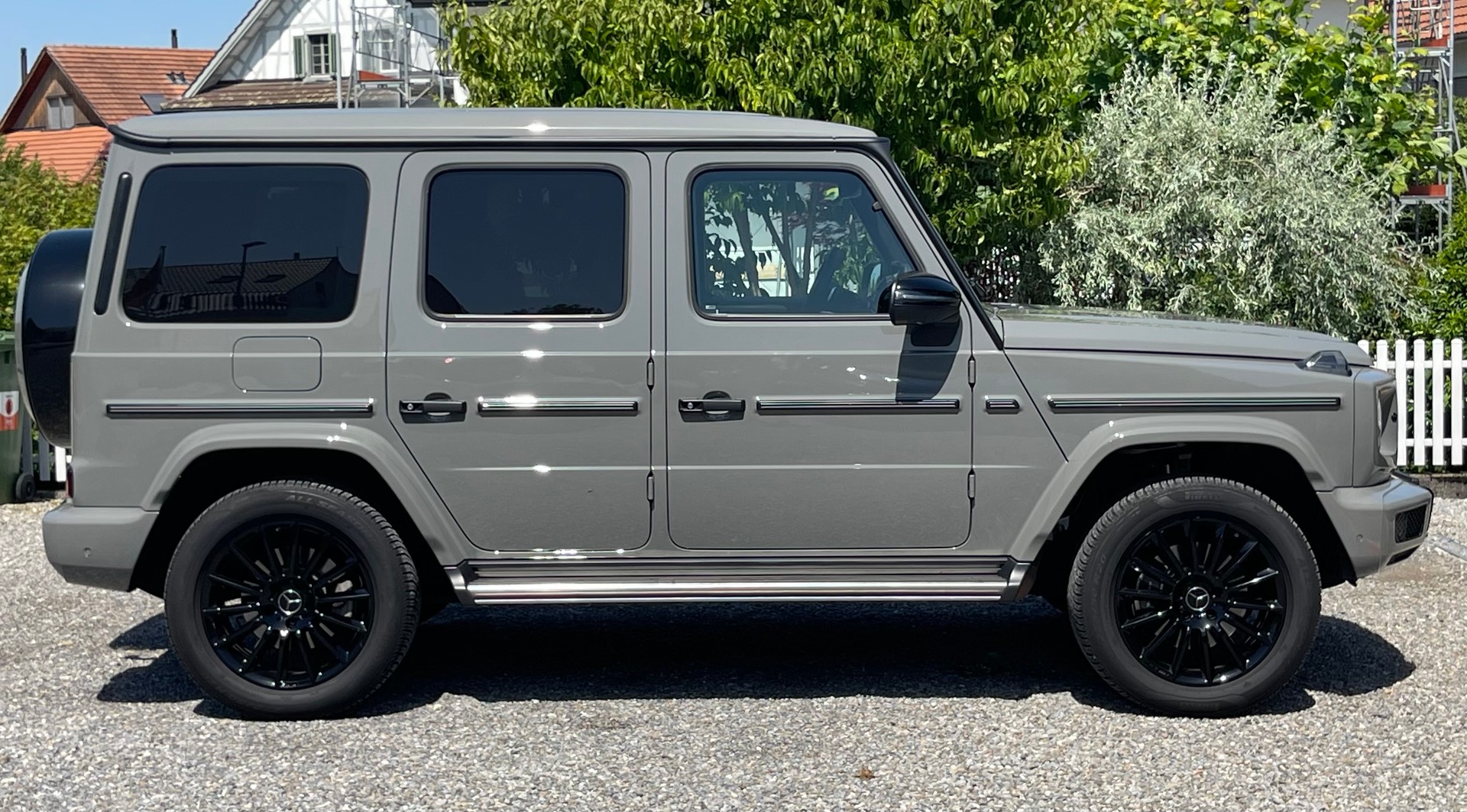 MERCEDES-BENZ G 400 d AMG Line 9G-Tronic-image-4