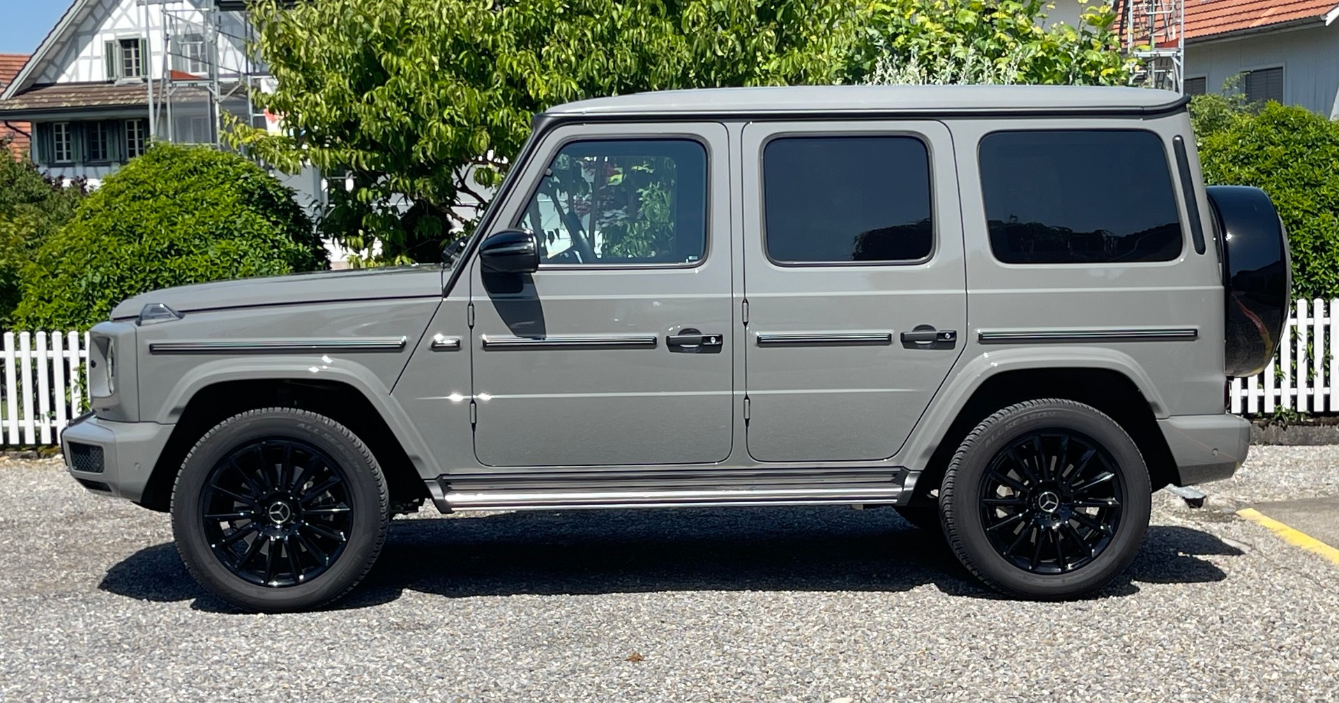 MERCEDES-BENZ G 400 d AMG Line 9G-Tronic-image-3