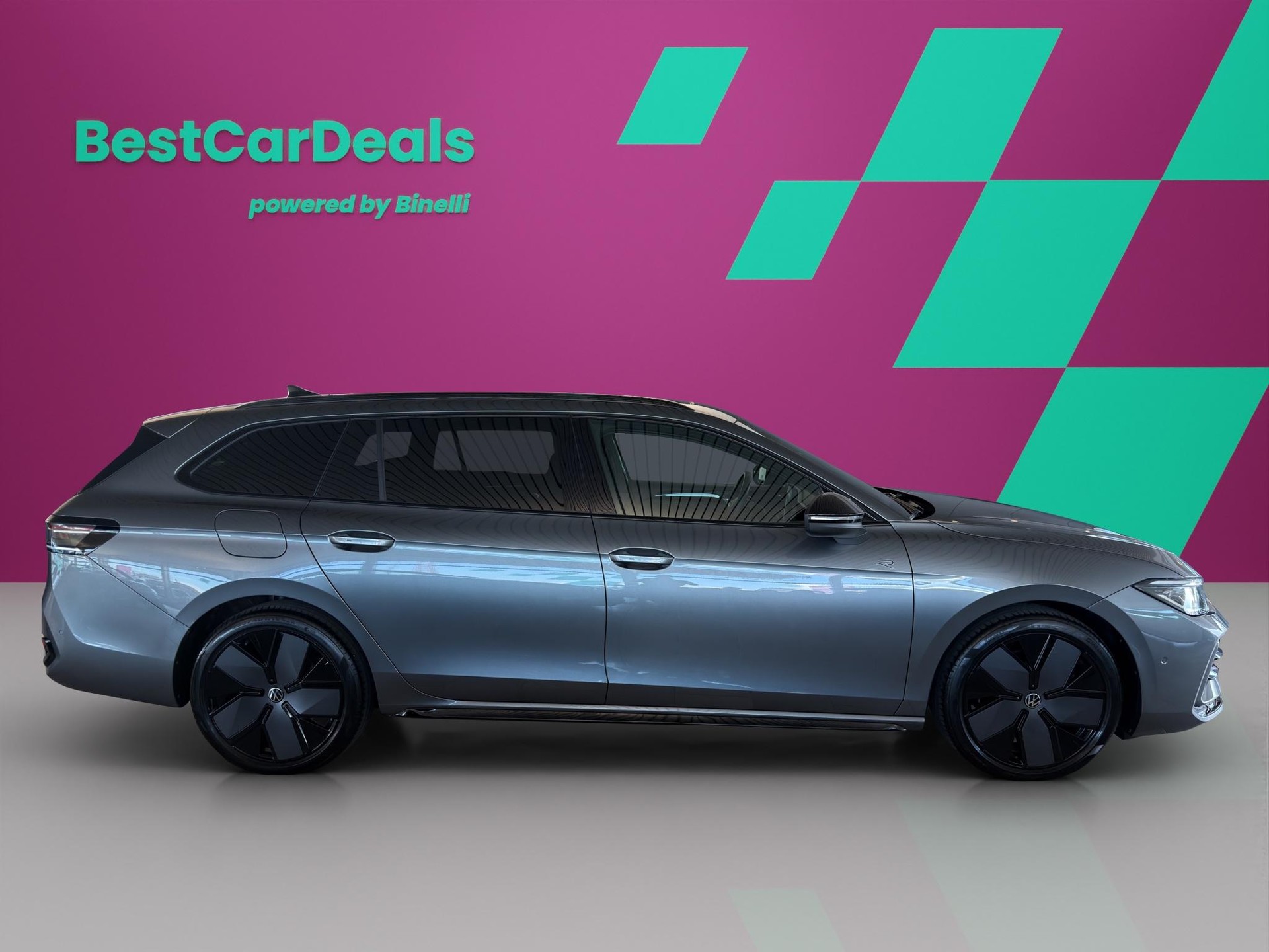 VW Passat Variant 2.0 TDI R-Line DSG 4motion-image-1