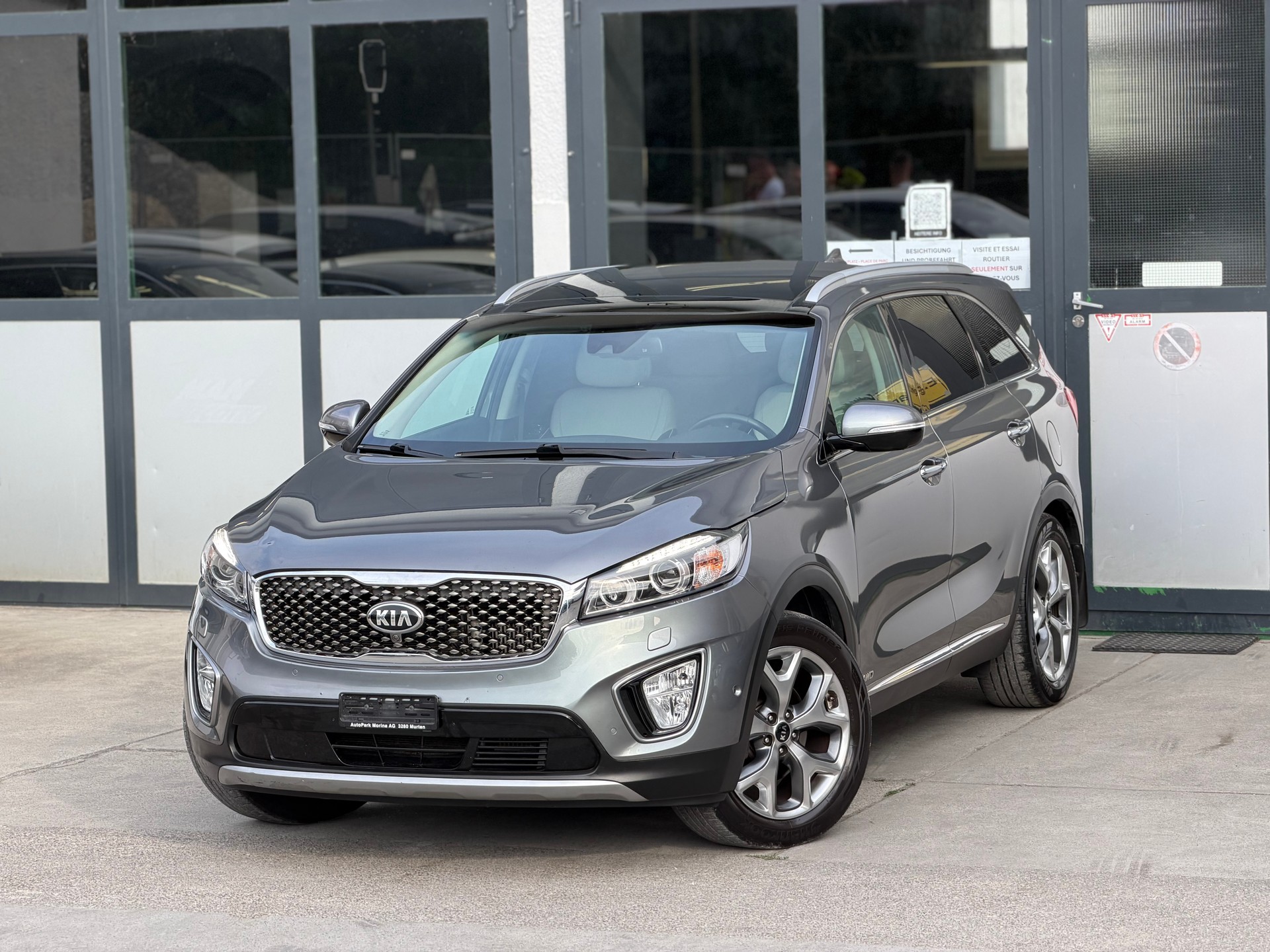 KIA Sorento 2.2 CRDI Style 7P. Automatic-image-0