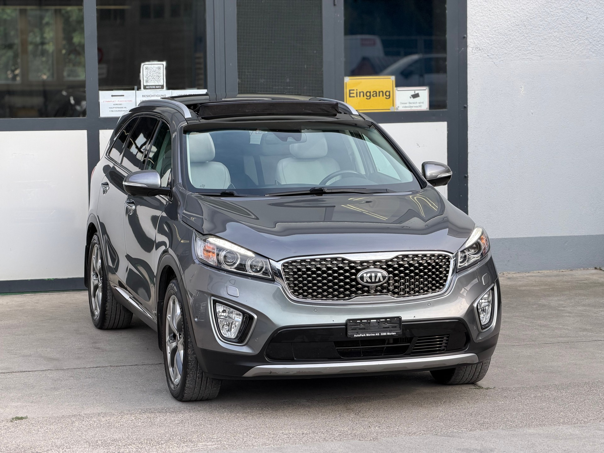 KIA Sorento 2.2 CRDI Style 7P. Automatic-image-3