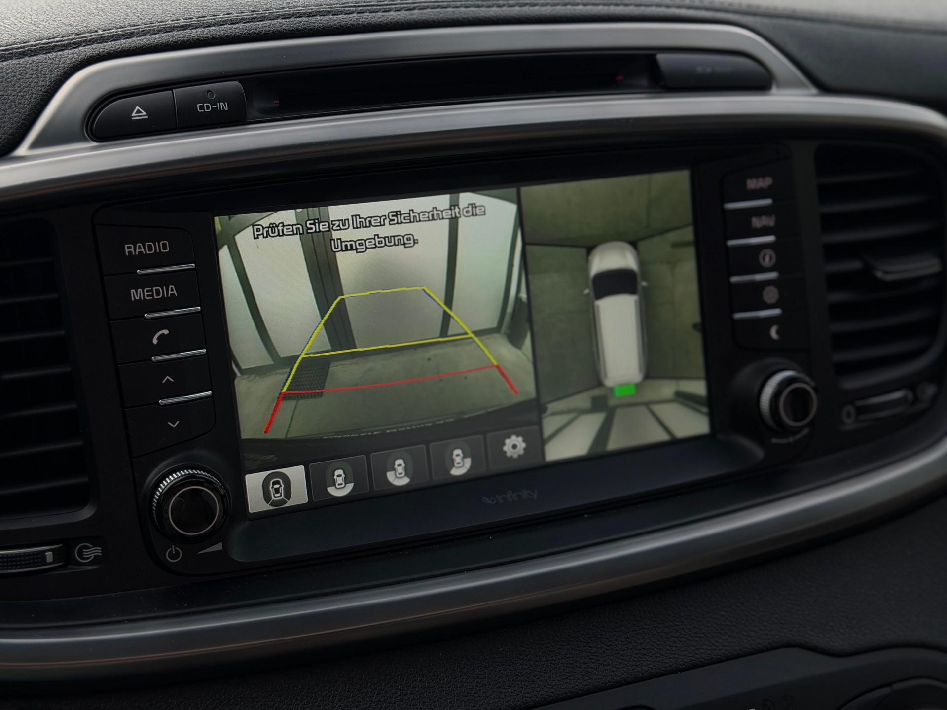 KIA Sorento 2.2 CRDI Style 7P. Automatic-image-22