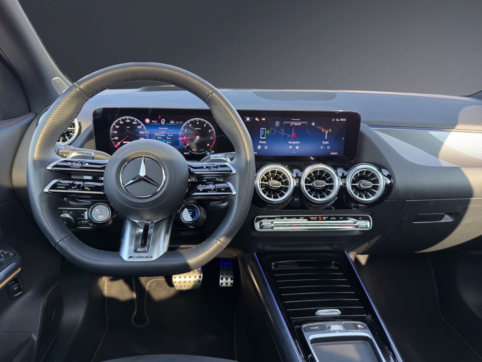 MERCEDES-BENZ GLA AMG 35 4Matic 8G-DCT-image-7