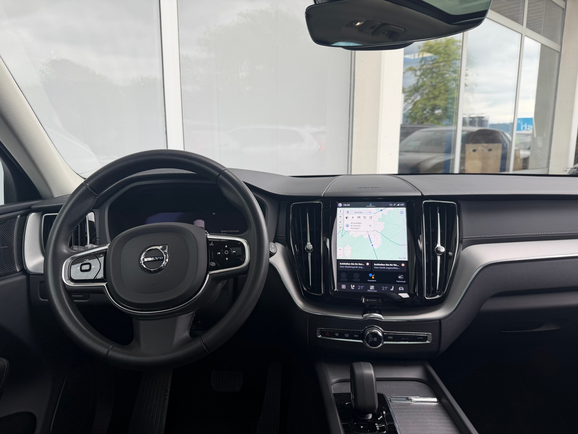 VOLVO XC60 T6 eAWD Ultimate Bright Geartronic-image-7