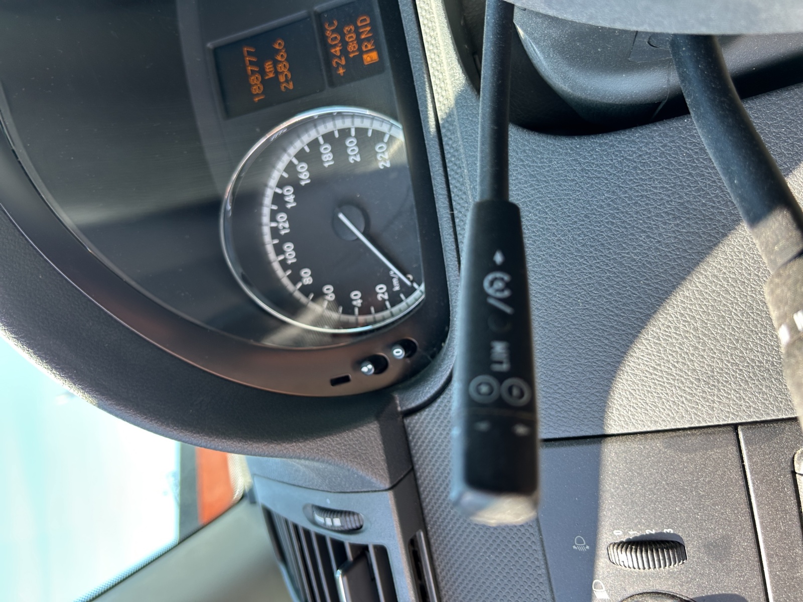 MERCEDES-BENZ Vito 116 CDI Blue Efficiency L A-image-17