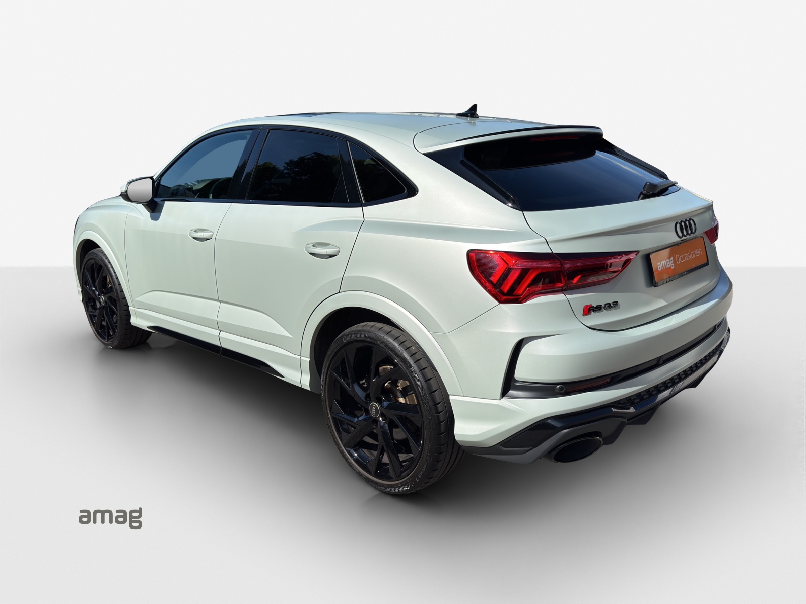 AUDI RS Q3 Sportback quattro S tronic-image-2