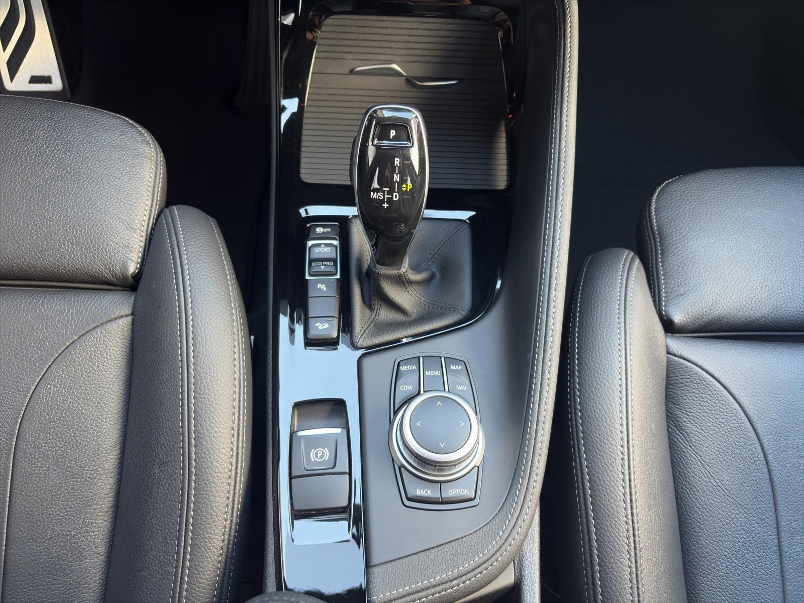 BMW X1 20i xDrive-image-18