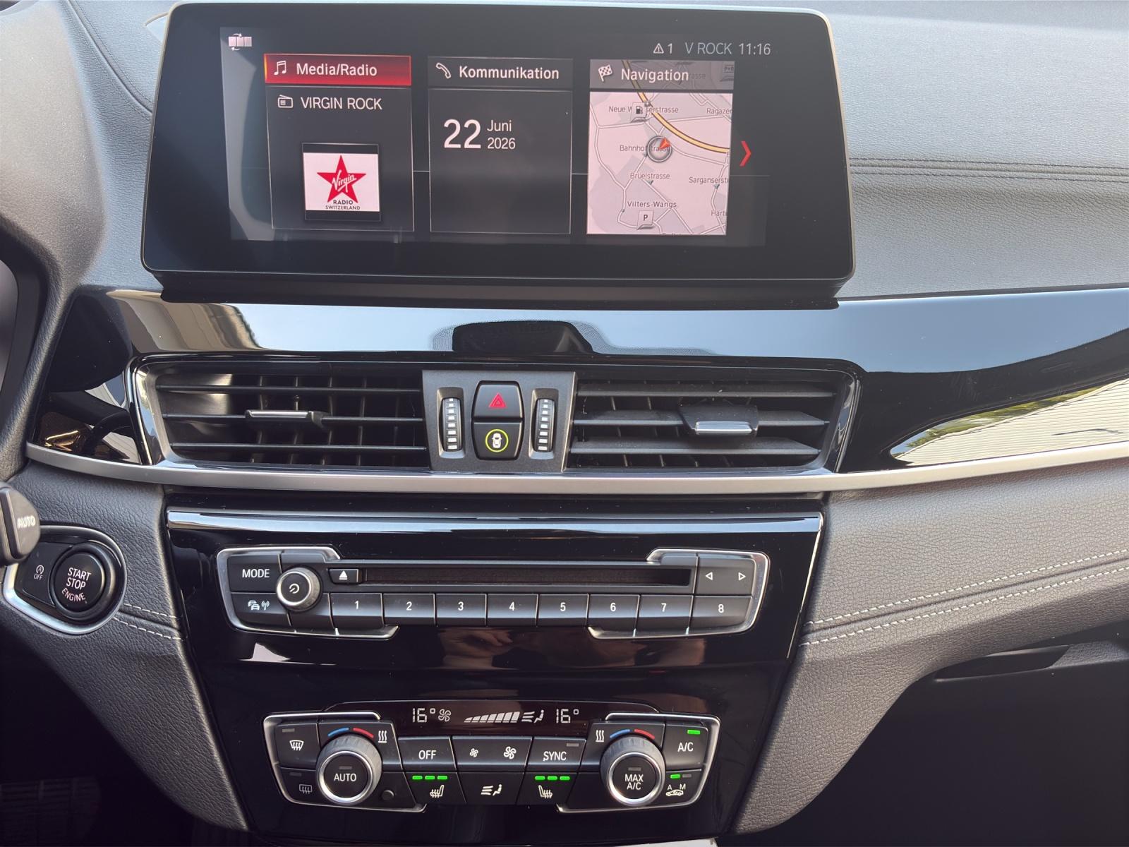 BMW X1 20i xDrive-image-11