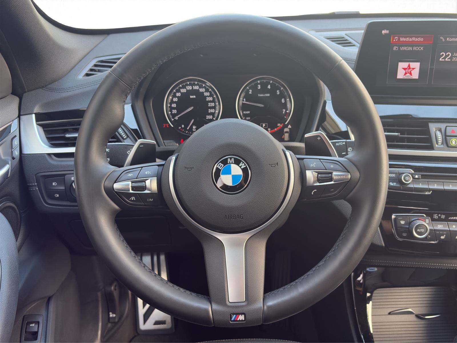 BMW X1 20i xDrive-image-10