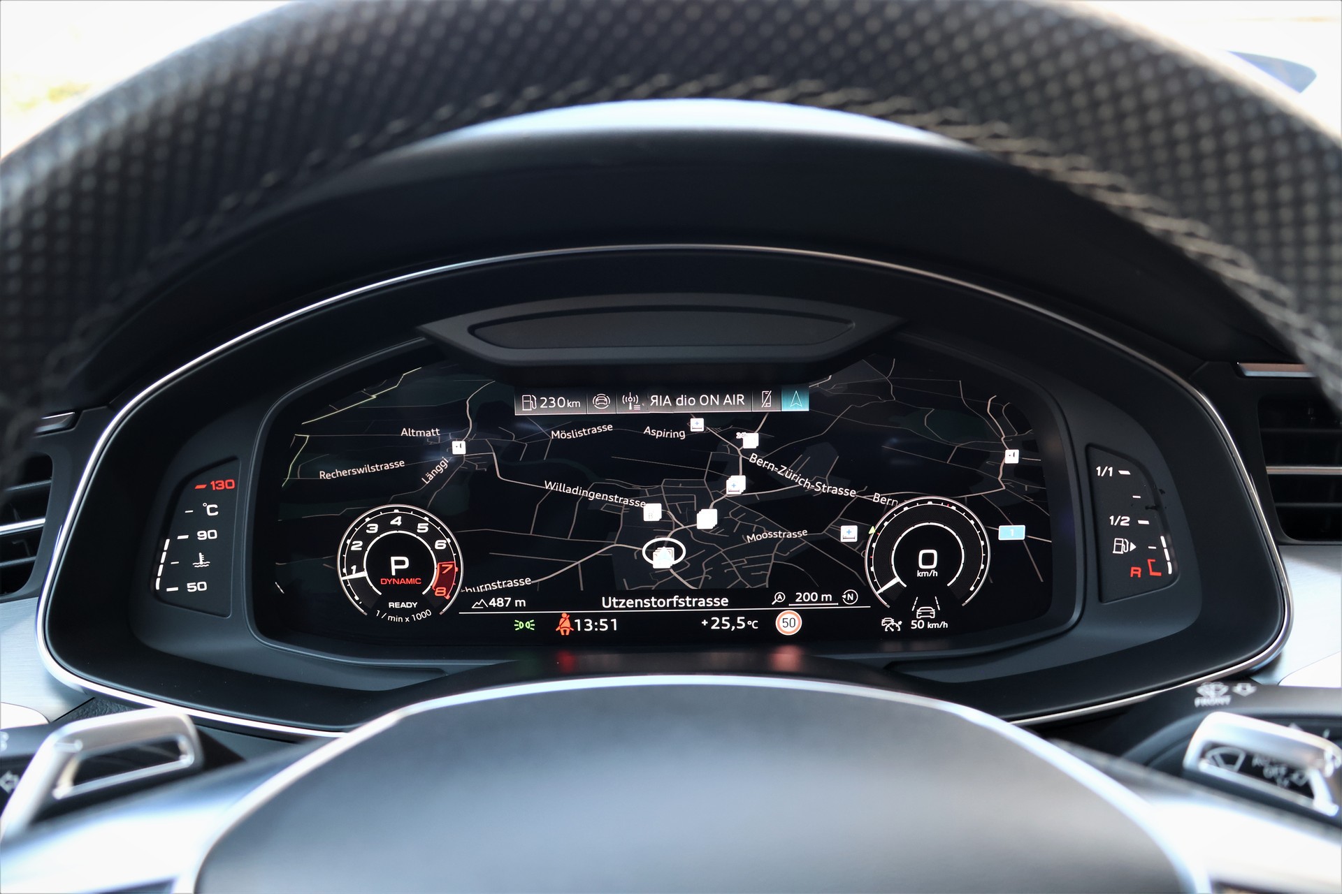 AUDI RS6 Avant 4.0 TFSI V8 Performance quattro (CH) *Exclusive Goodwood Green*-image-29
